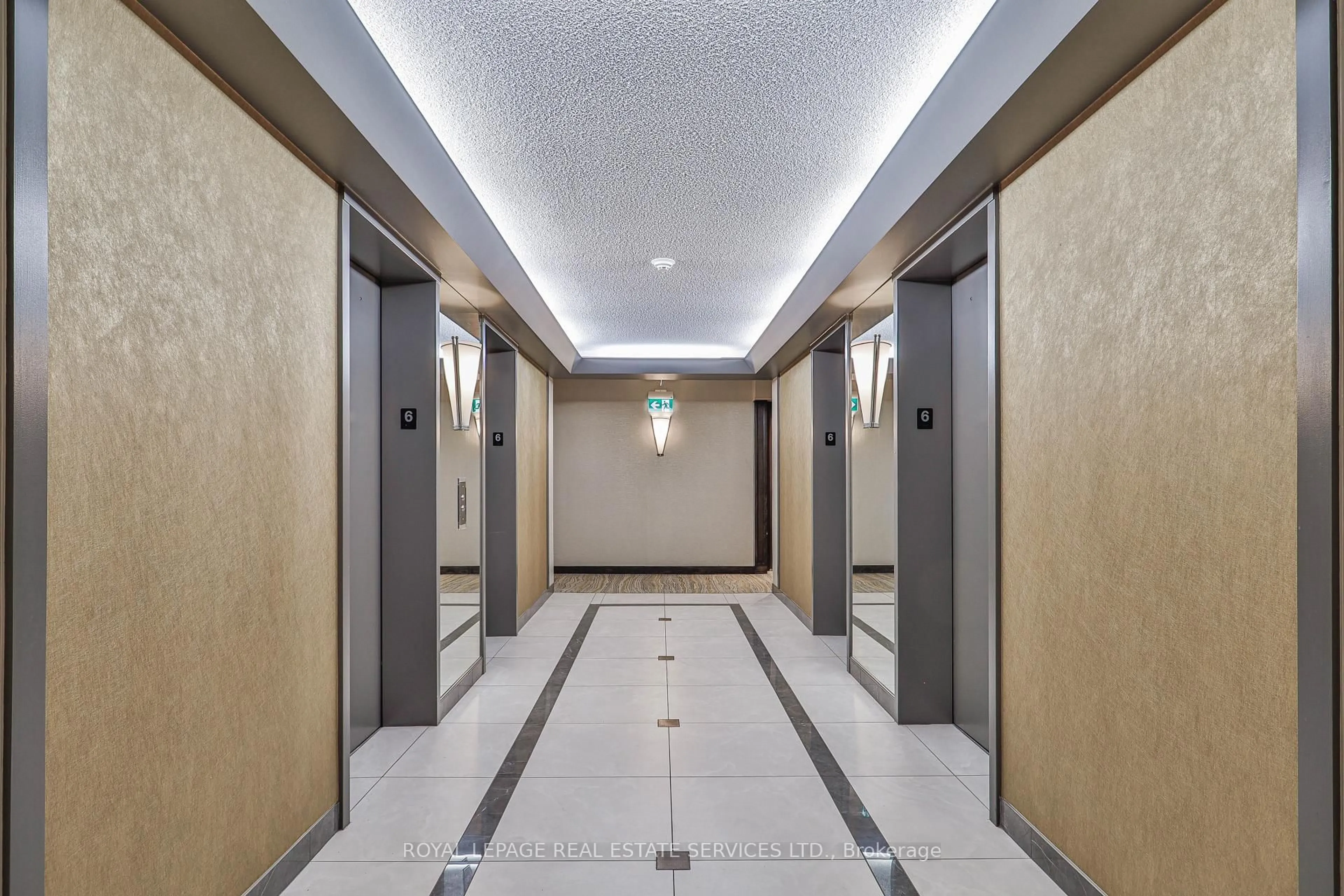 Indoor foyer for 2269 Lake Shore Blvd #611, Toronto Ontario M8V 3X6