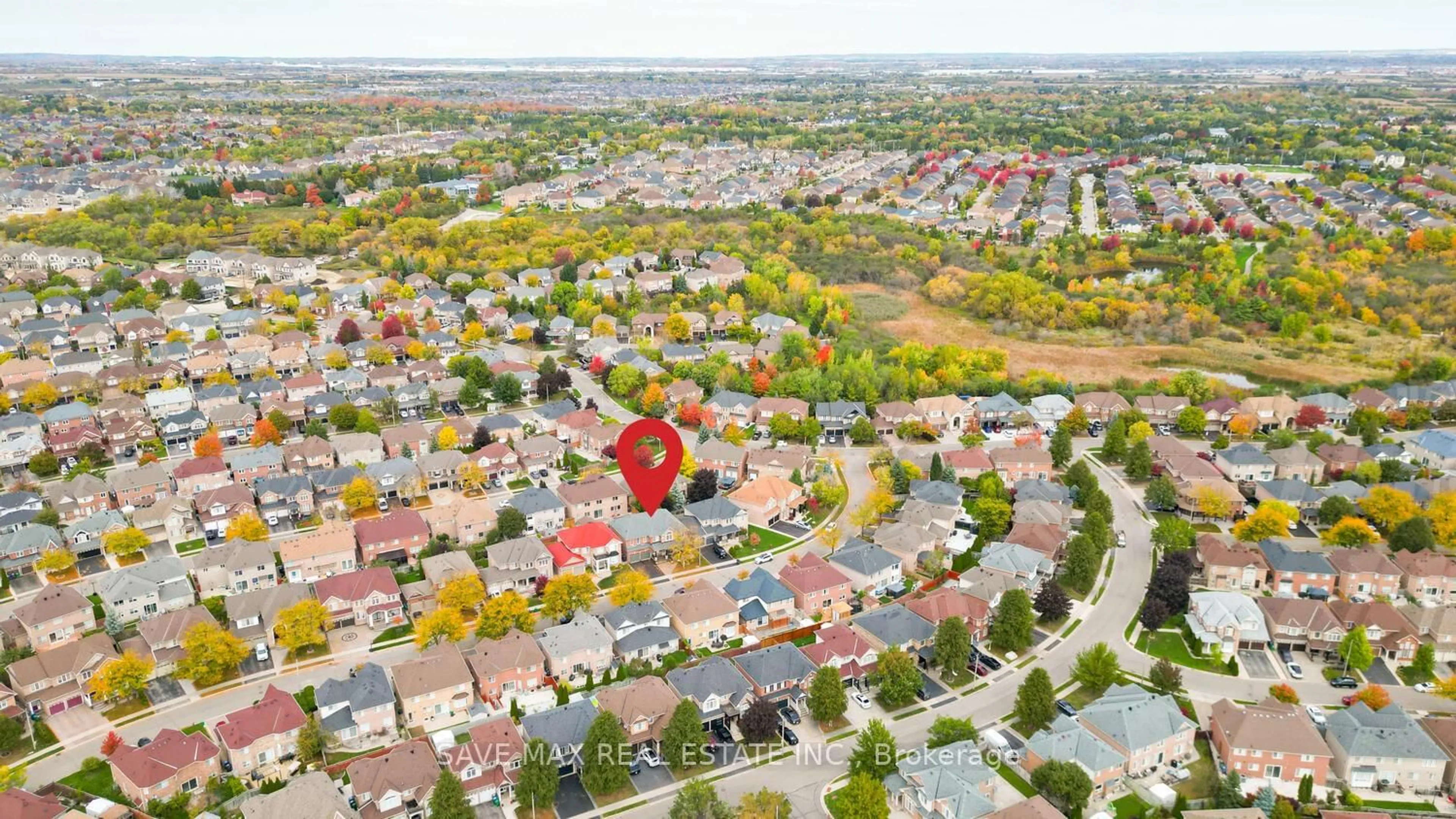 A pic from outside/outdoor area/front of a property/back of a property/a pic from drone, street for 20 Binnery Dr, Brampton Ontario L6P 1A3