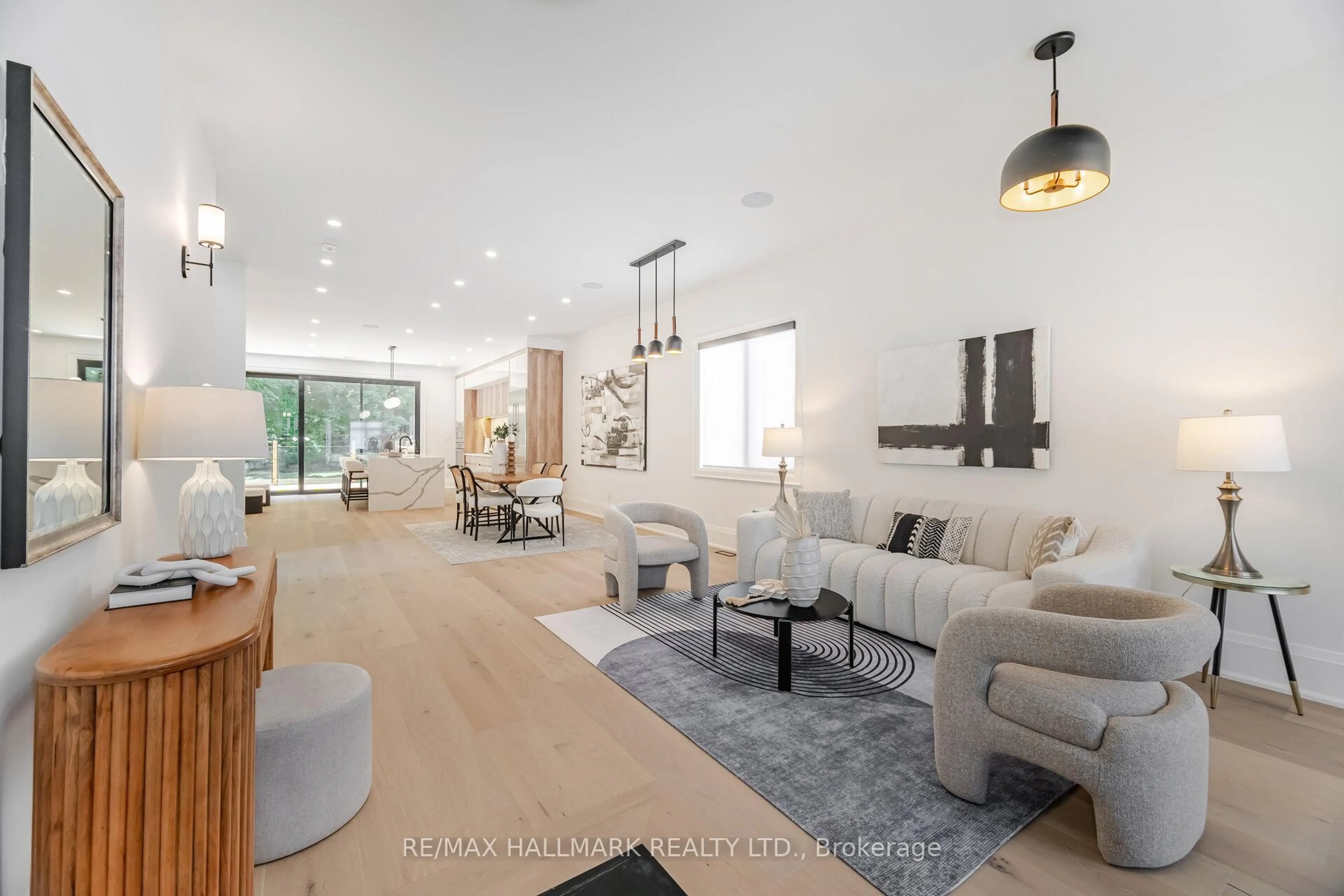 Living room with furniture, unknown for 78 South Kingsway, Toronto Ontario M6S 3T3