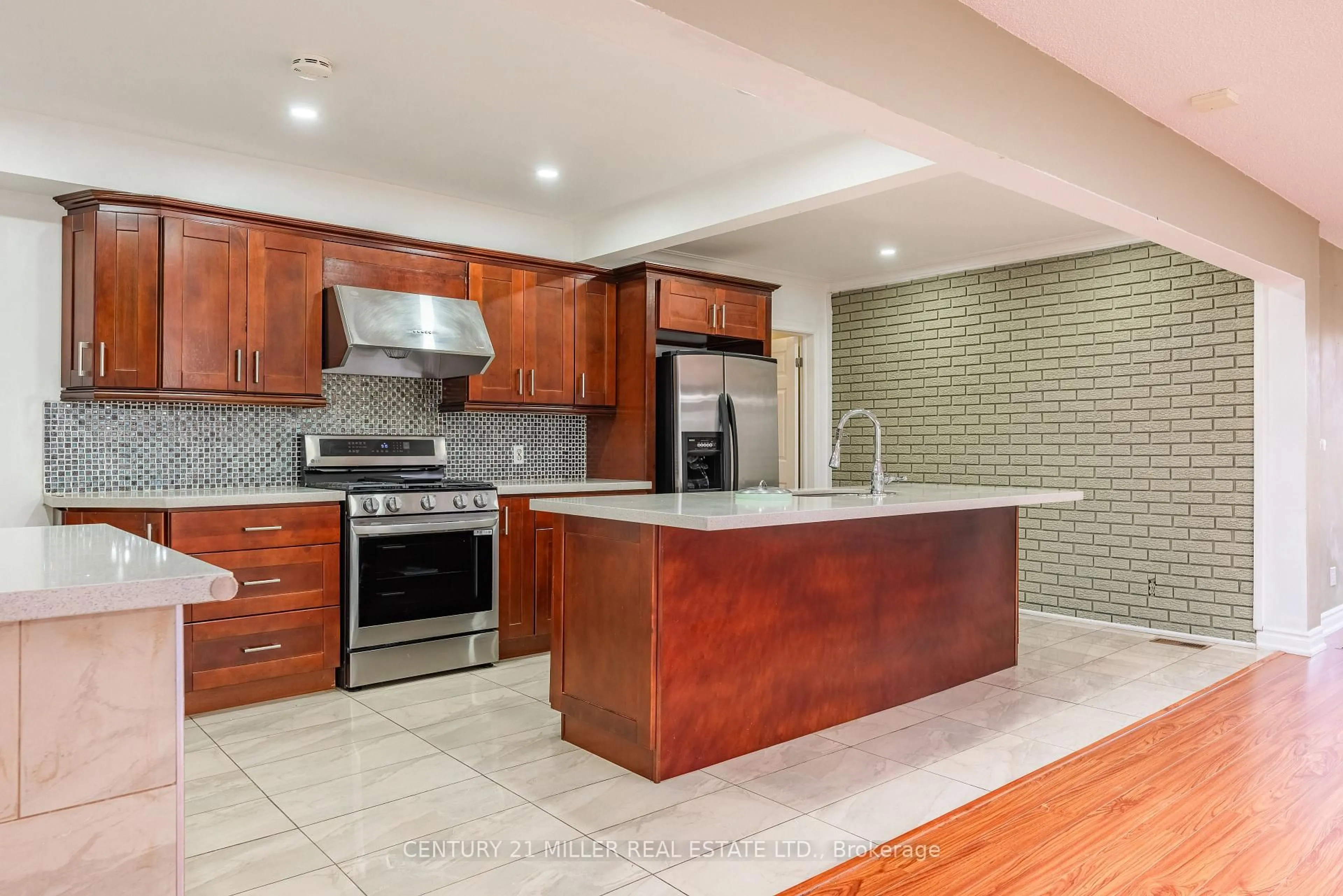 Open concept kitchen, ceramic/tile floor for 1242 Rebecca St, Oakville Ontario L6L 1Z2
