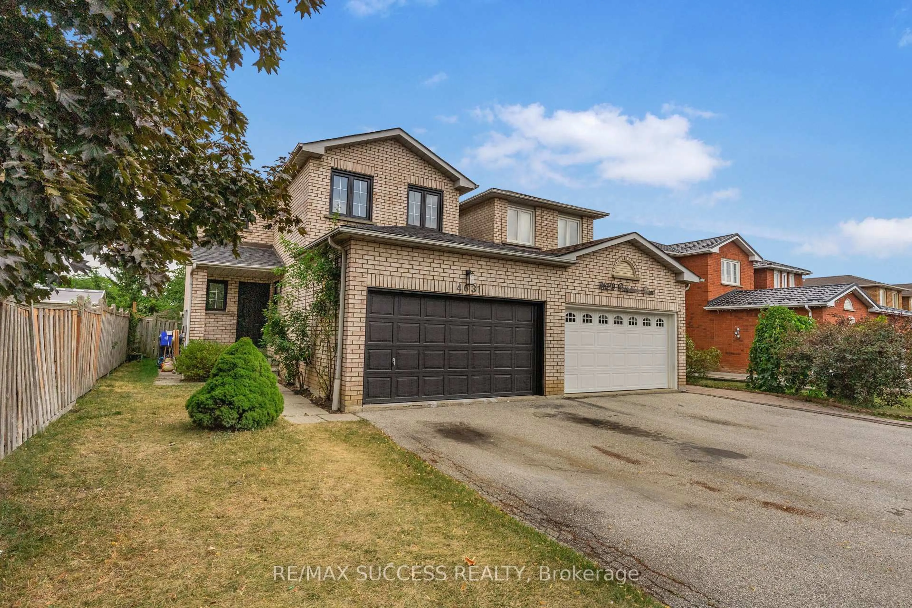 Unknown for 4631 Penhallow Rd, Mississauga Ontario L5V 1E8