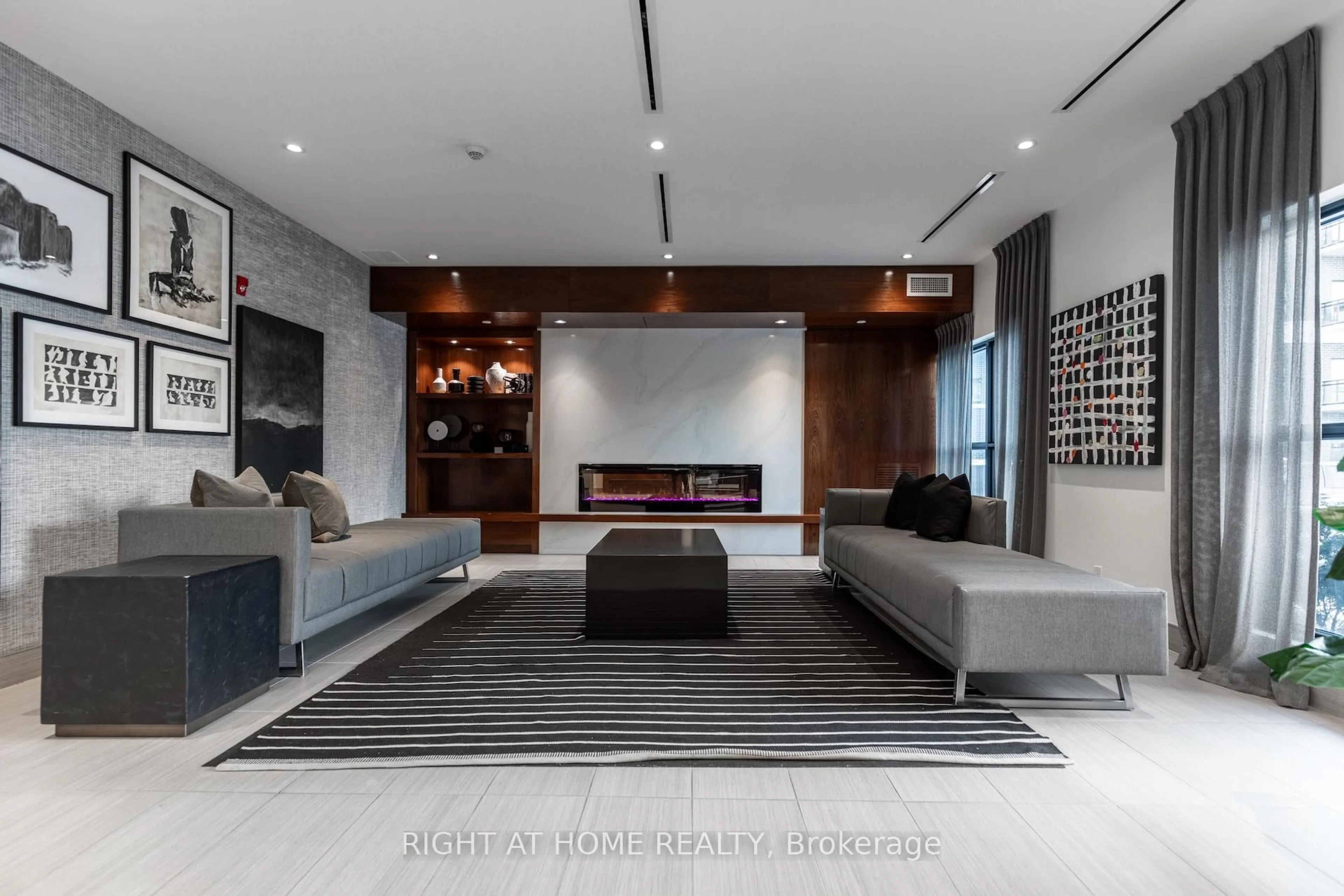 Lobby for 102 Grovewood Common #109, Oakville Ontario L6H 0X2