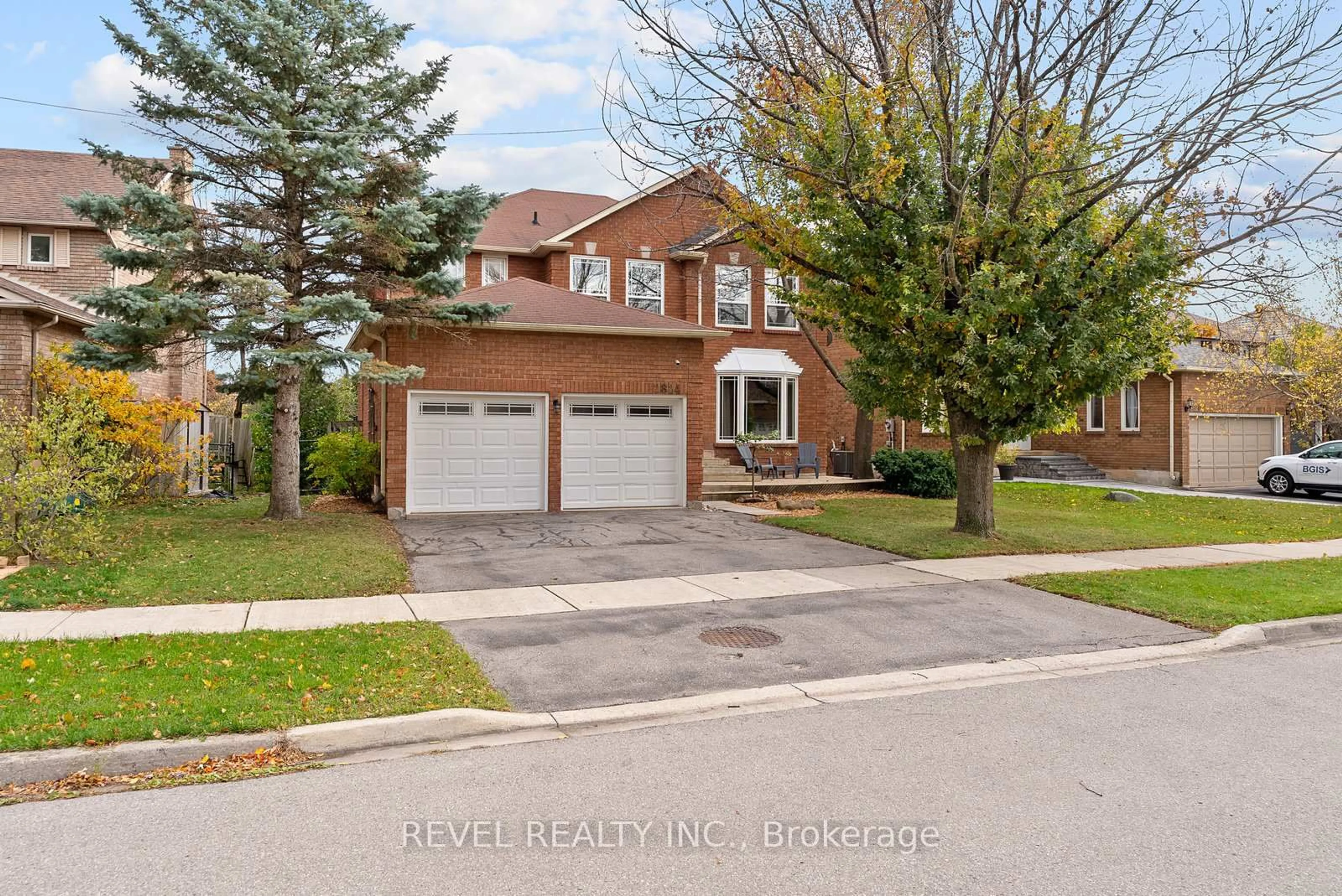 Home with brick exterior material, street for 2824 Huntingdon Tr, Oakville Ontario L6J 6Y4