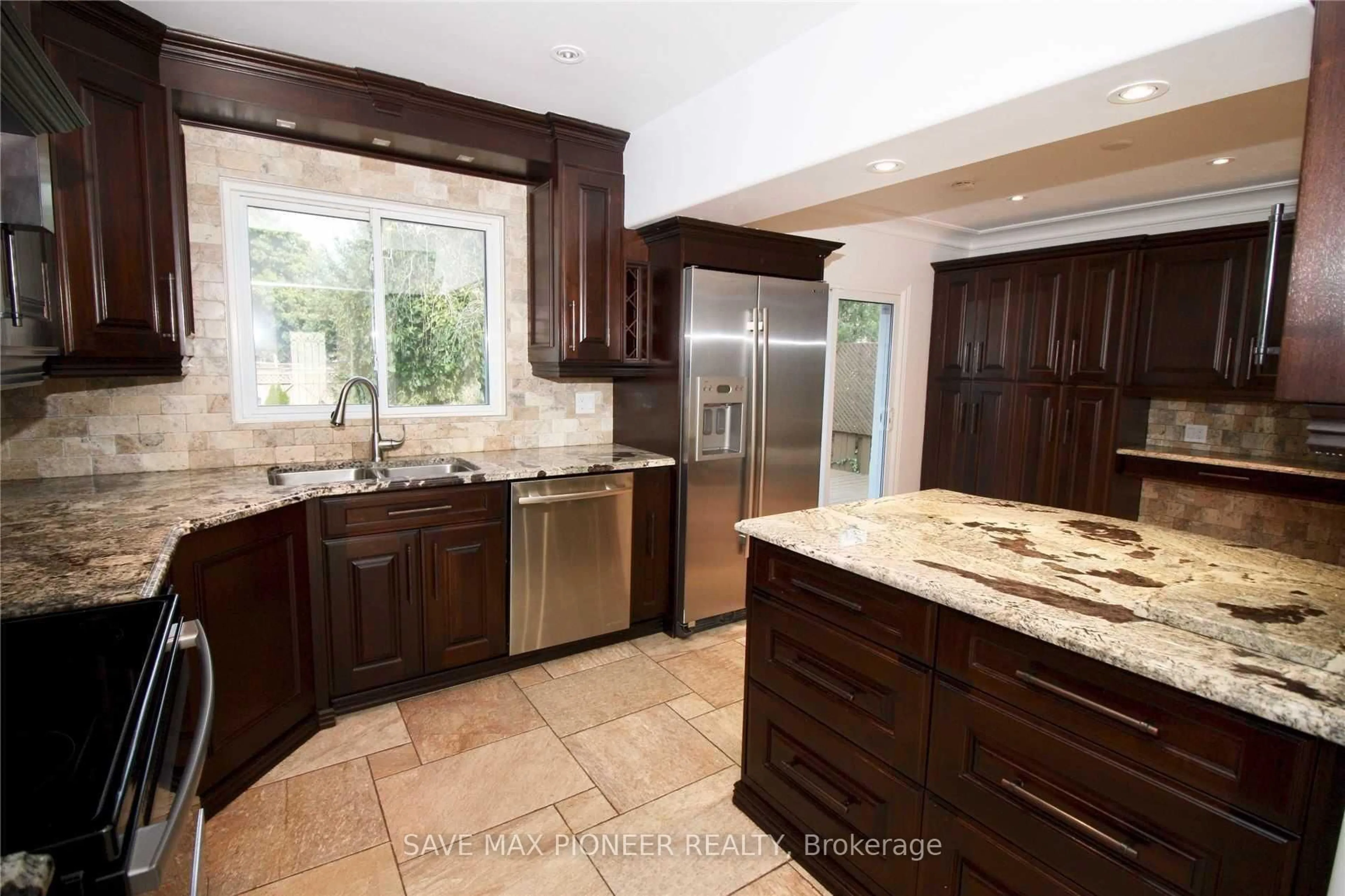 Unknown for 5 Parkview Blvd, Halton Hills Ontario L7G 2Y2