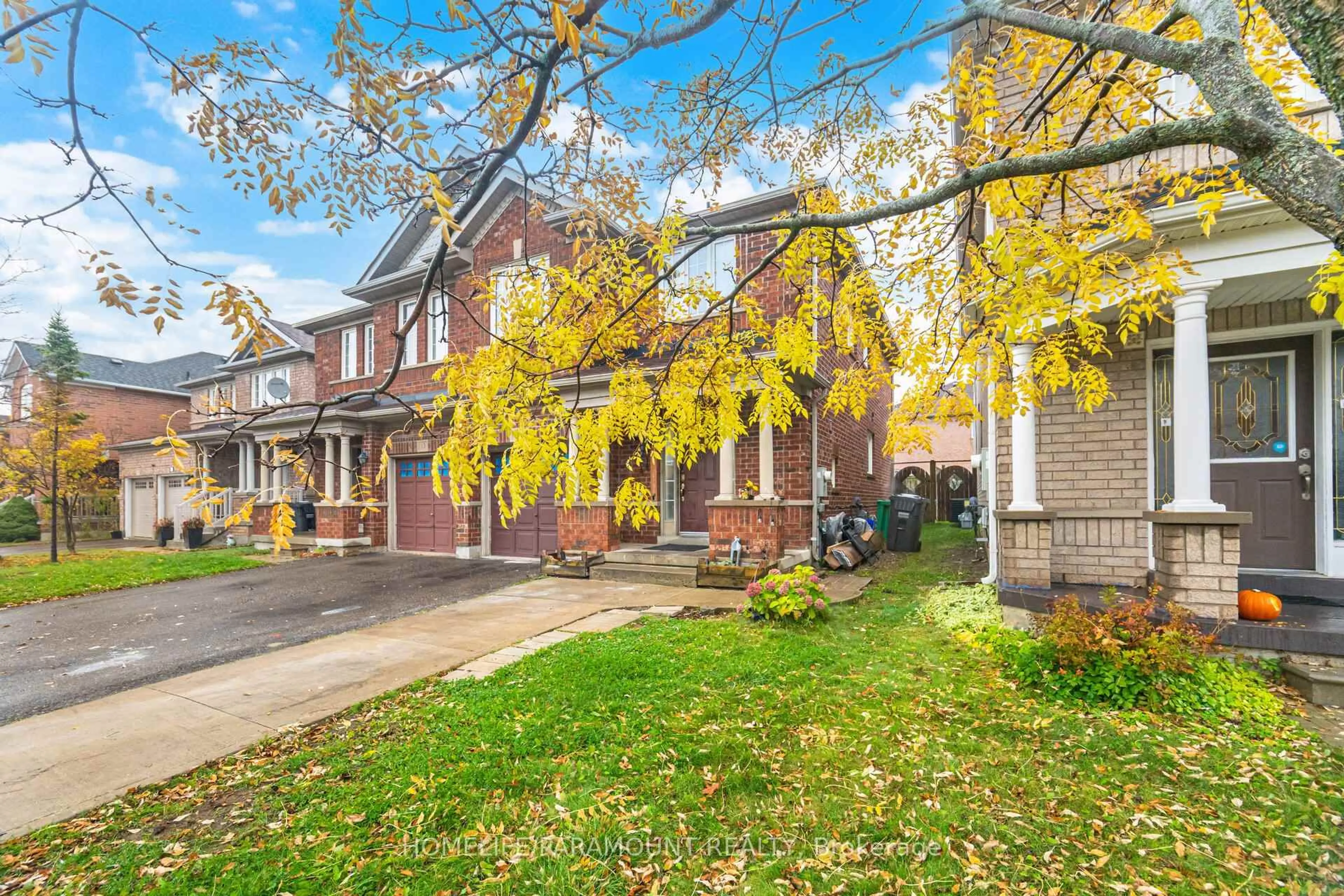 Home with brick exterior material, street for 15 Vermont Rd, Brampton Ontario L7A 3G3