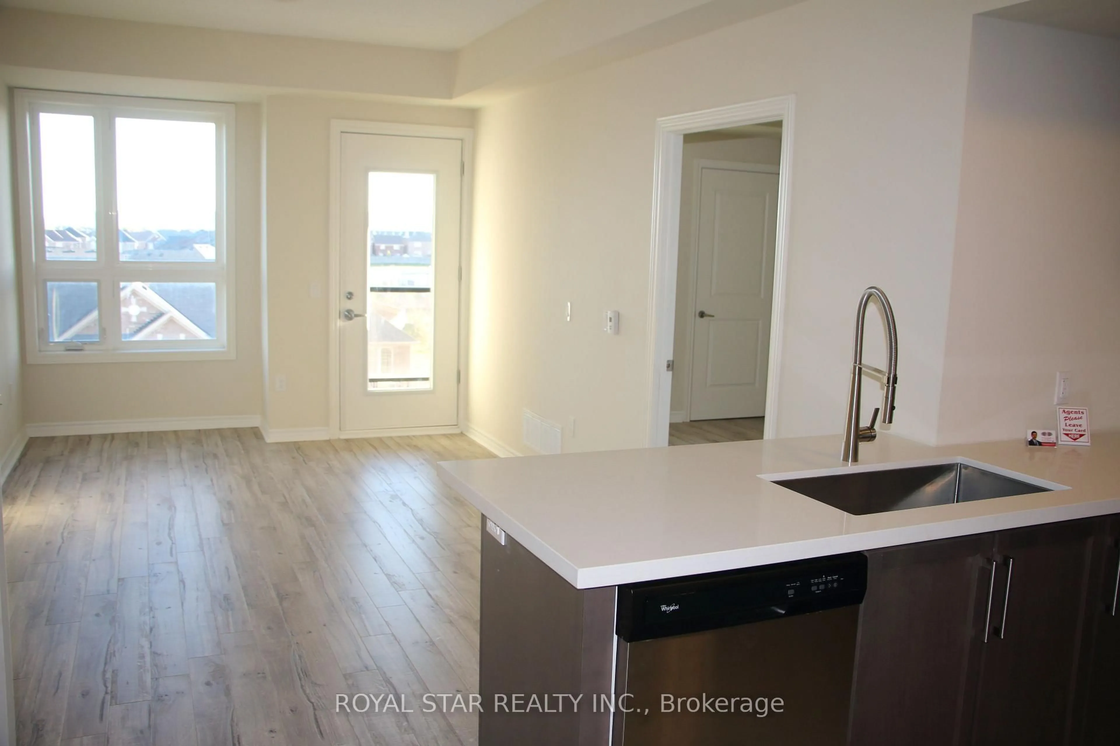 Unknown for 650 Sauve St #410, Milton Ontario L9T 8M4