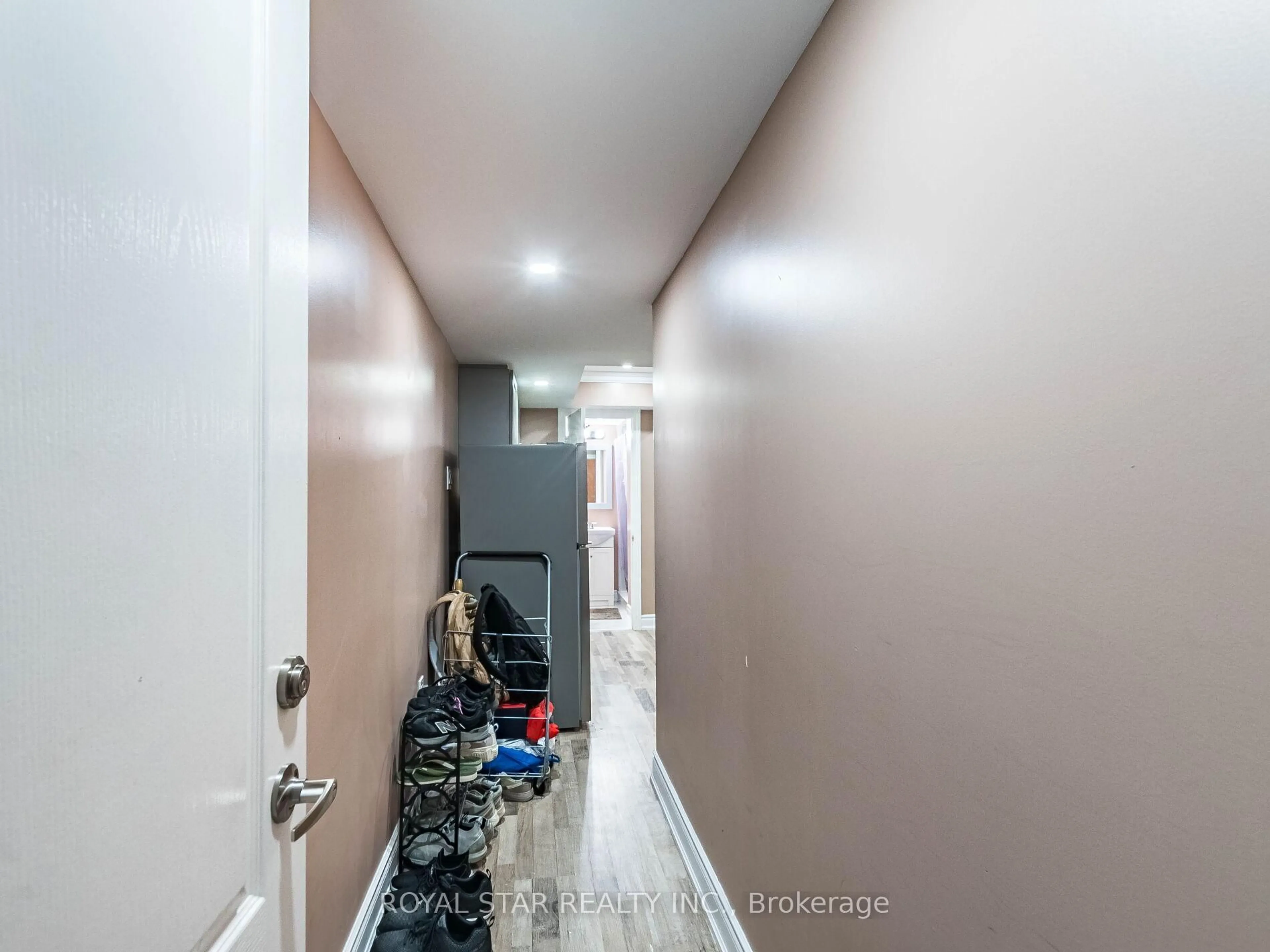 Unknown for 10 Spokanne St, Brampton Ontario L6R 4A2