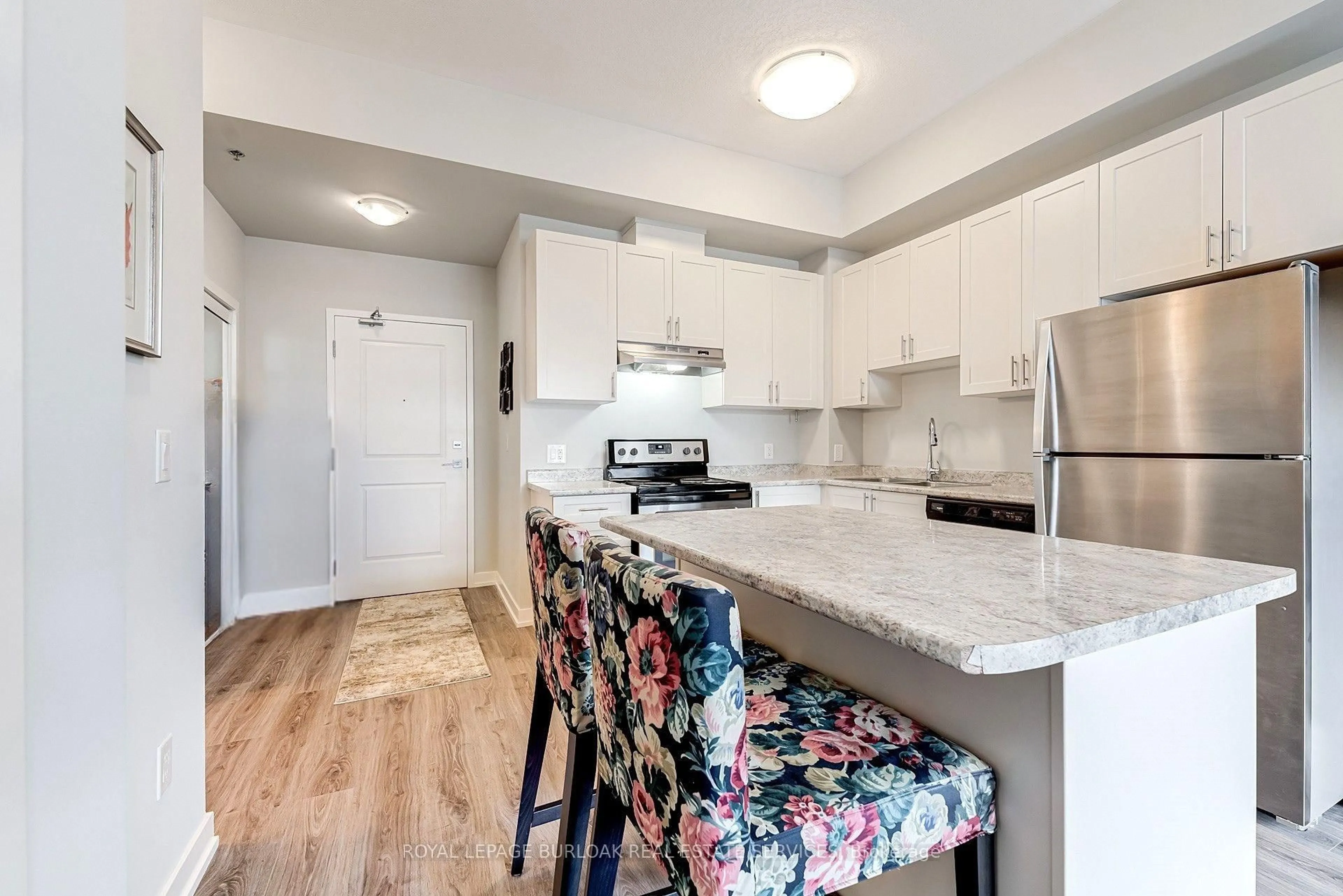 Open concept kitchen, unknown for 2490 Old Bronte Rd #821, Oakville Ontario L6M 0Y5
