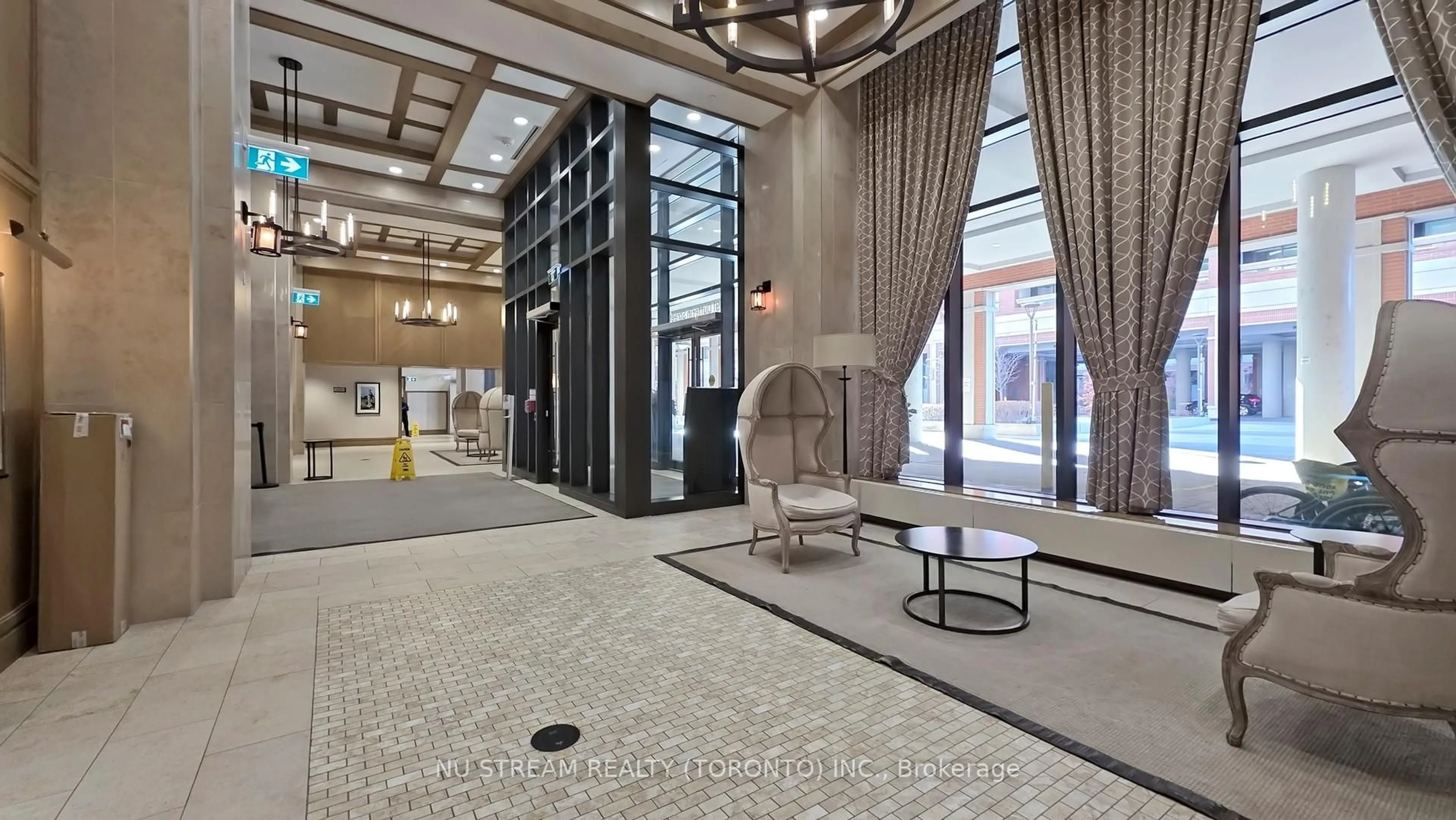 Lobby for 3091 Dufferin St #613, Toronto Ontario M6A 0C4