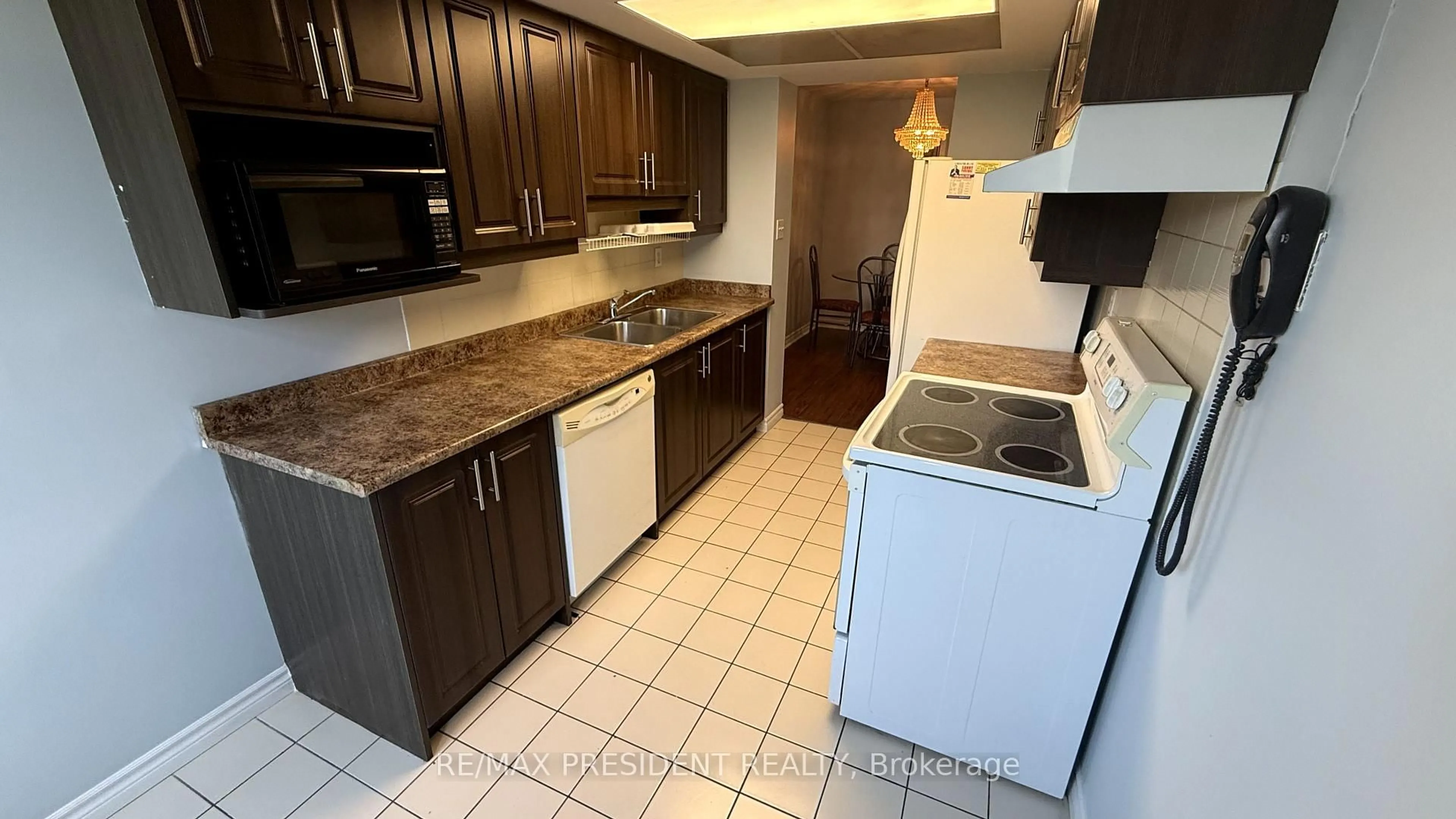 Standard kitchen, ceramic/tile floor for 30 Malta Ave #206, Brampton Ontario L6V 4A4