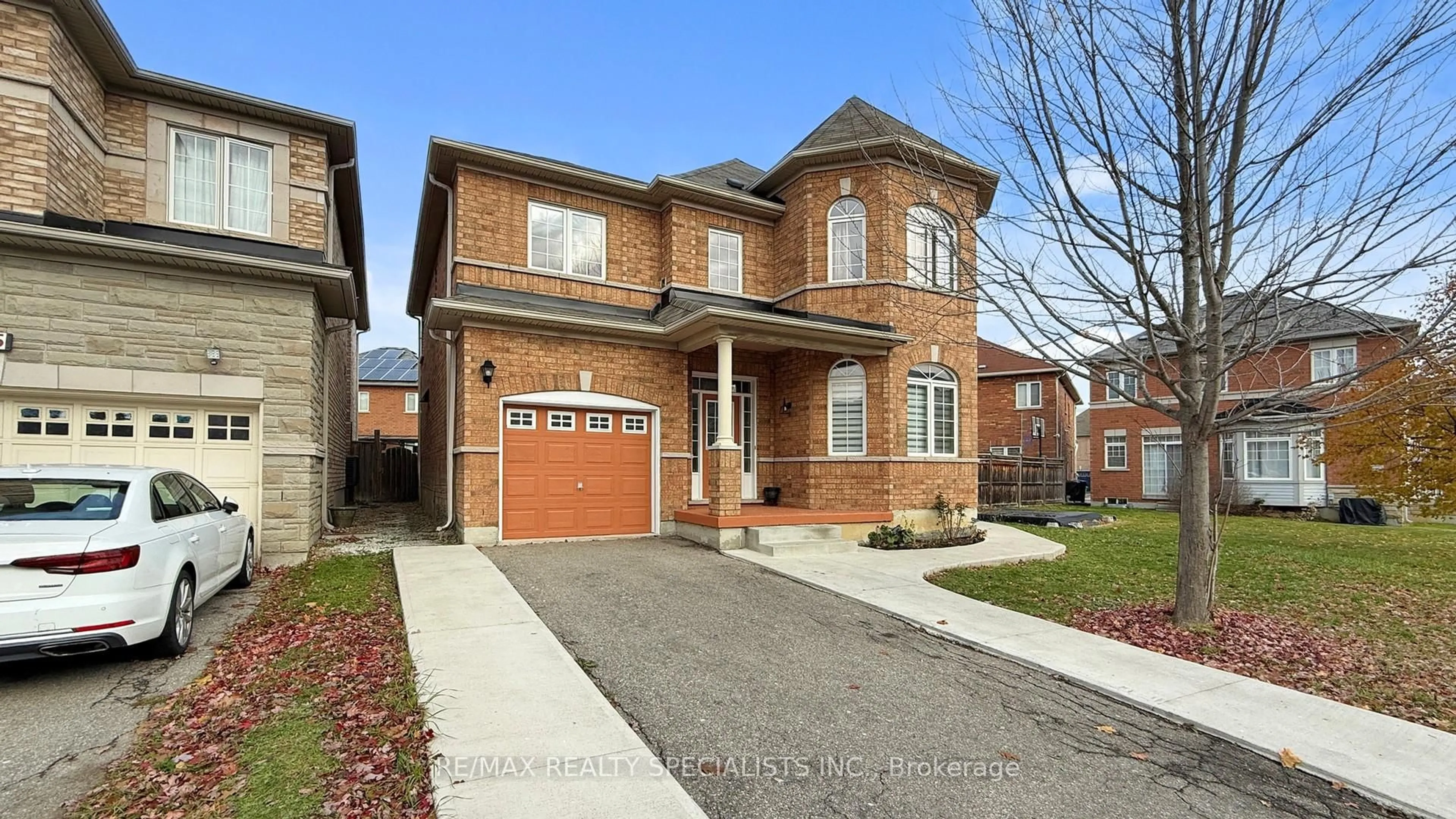 Home with brick exterior material, street for 13 Ledgerock Rd, Brampton Ontario L6P 2L8