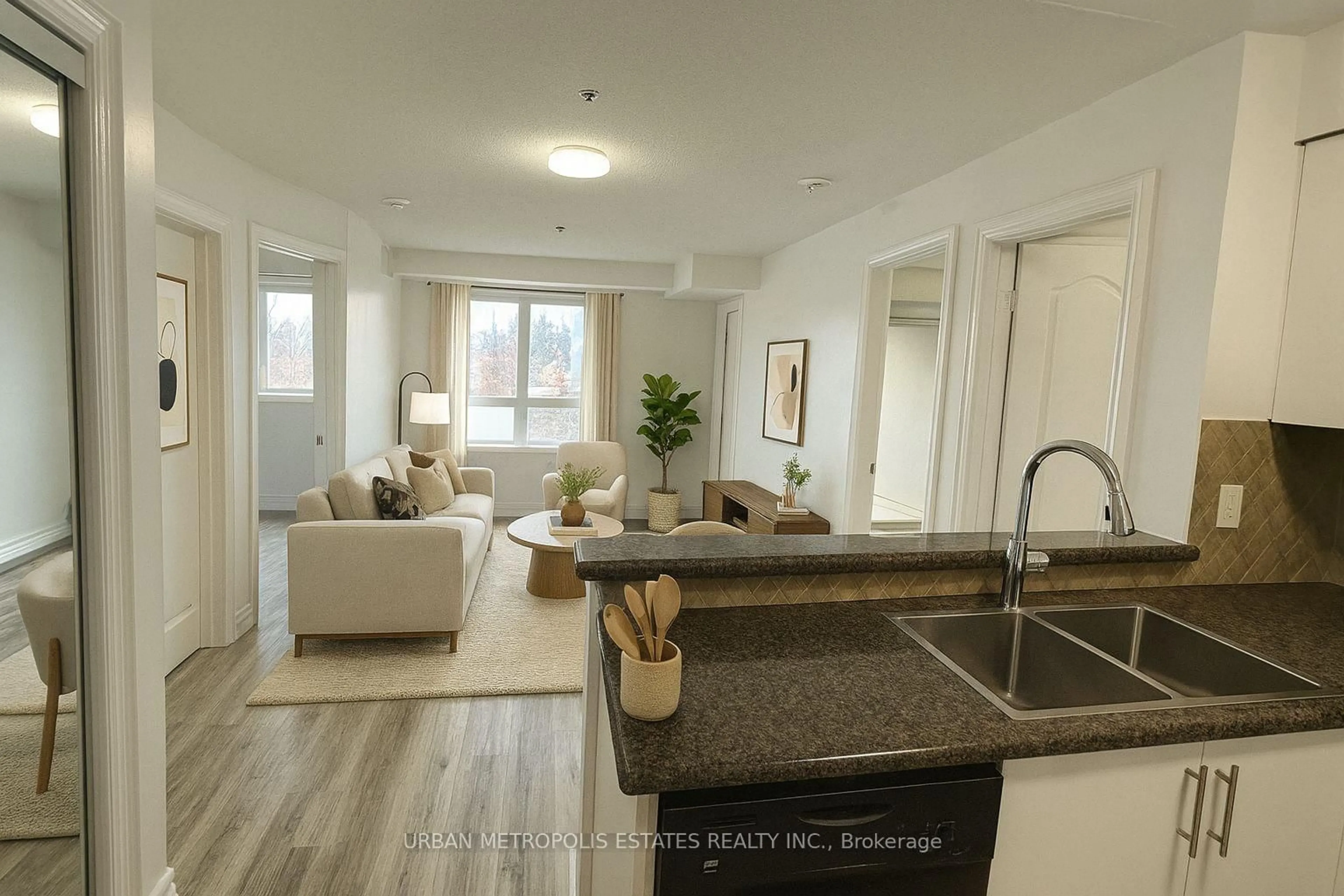 Open concept kitchen, unknown for 4 Dayspring Circ #204, Brampton Ontario L6P 2Z5