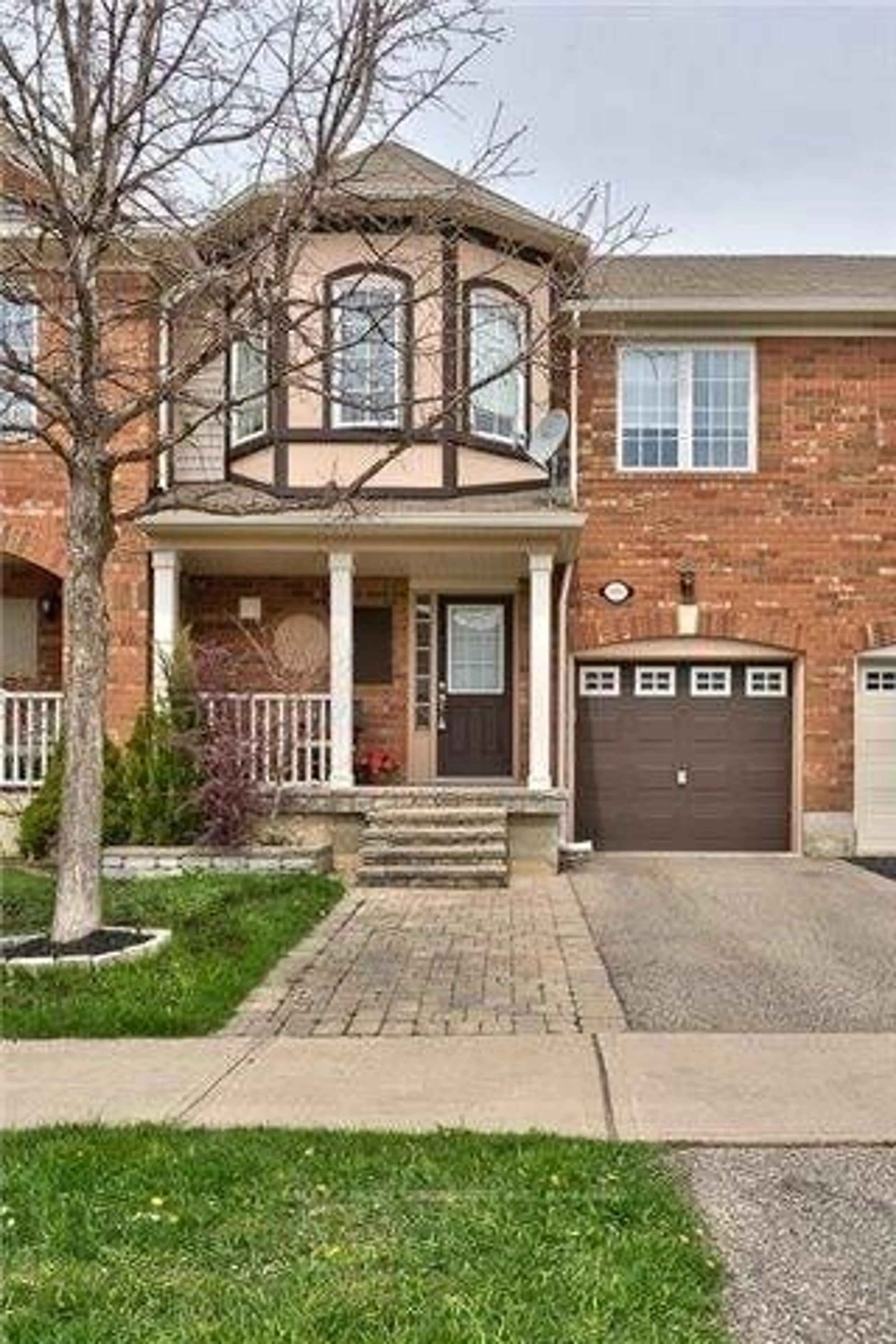 Home with brick exterior material, street for 3207 Stornoway Circ, Oakville Ontario L6M 5H7