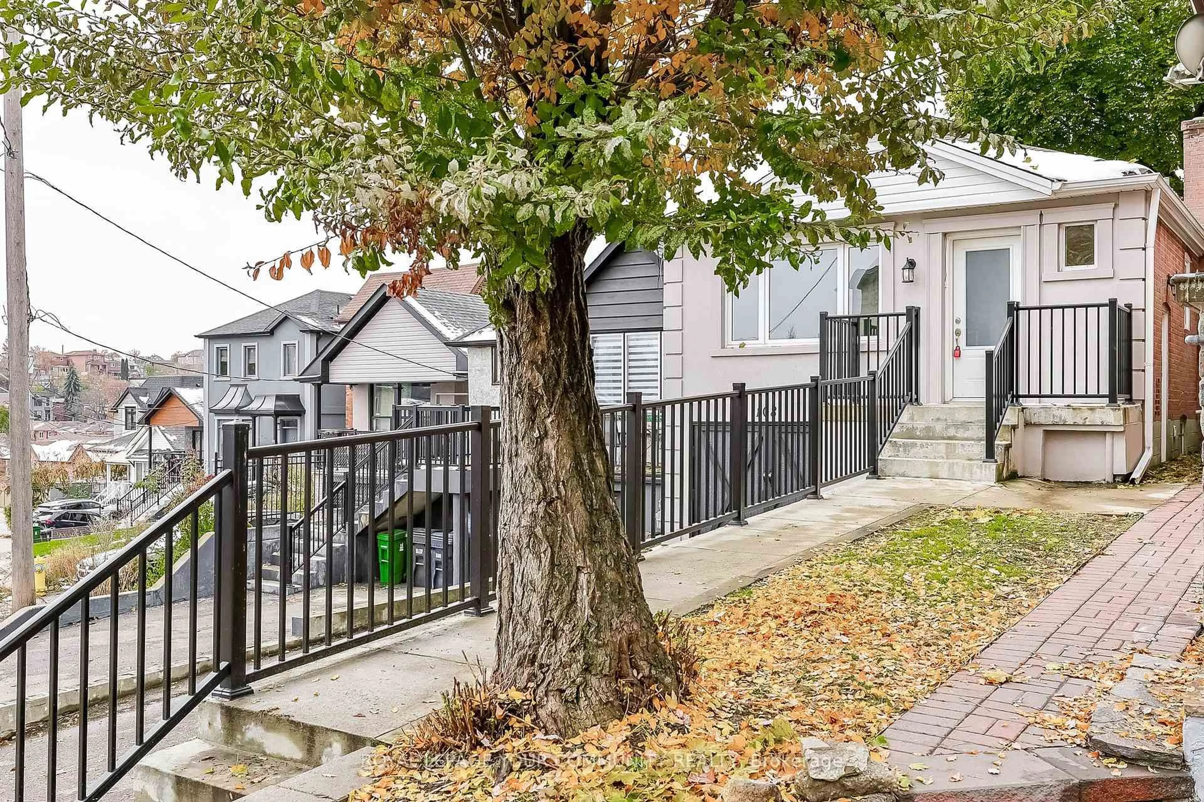 Patio, street for 108 Ennerdale Rd, Toronto Ontario M6E 4C6