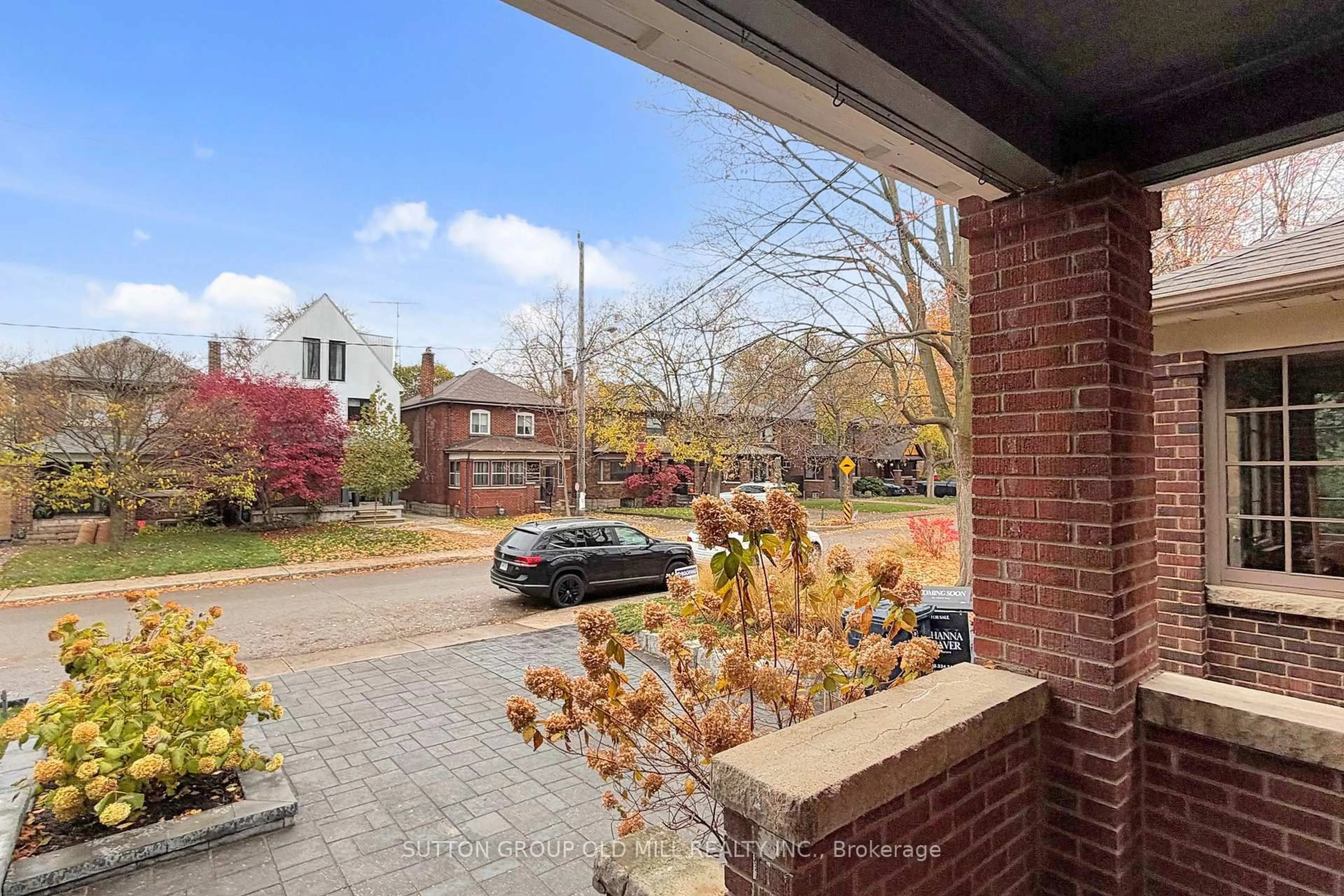 Unknown for 215 Humbercrest Blvd, Toronto Ontario M6S 4L5