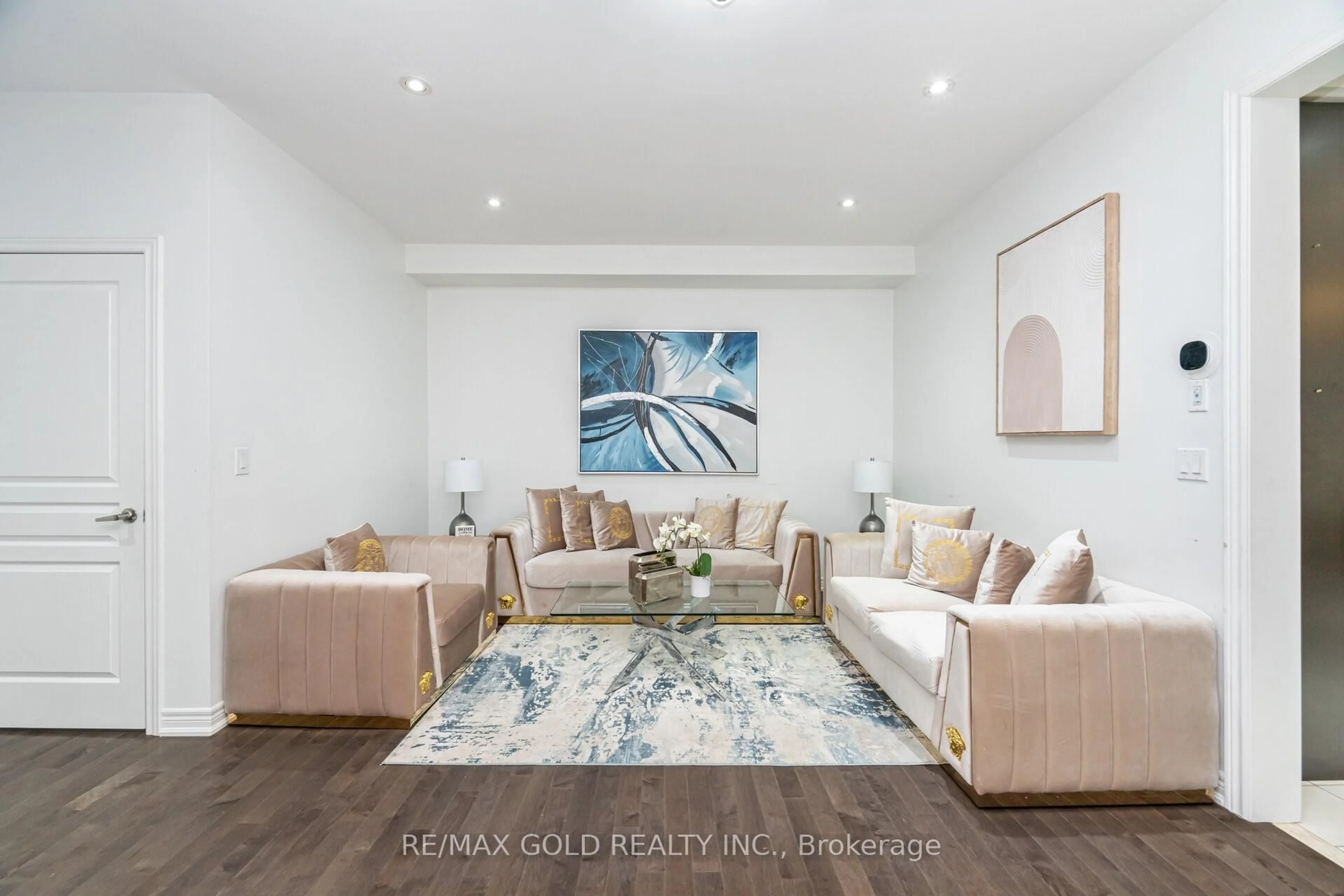 Living room with furniture, unknown for 79 Lesabre Cres, Brampton Ontario L6P 3Z9