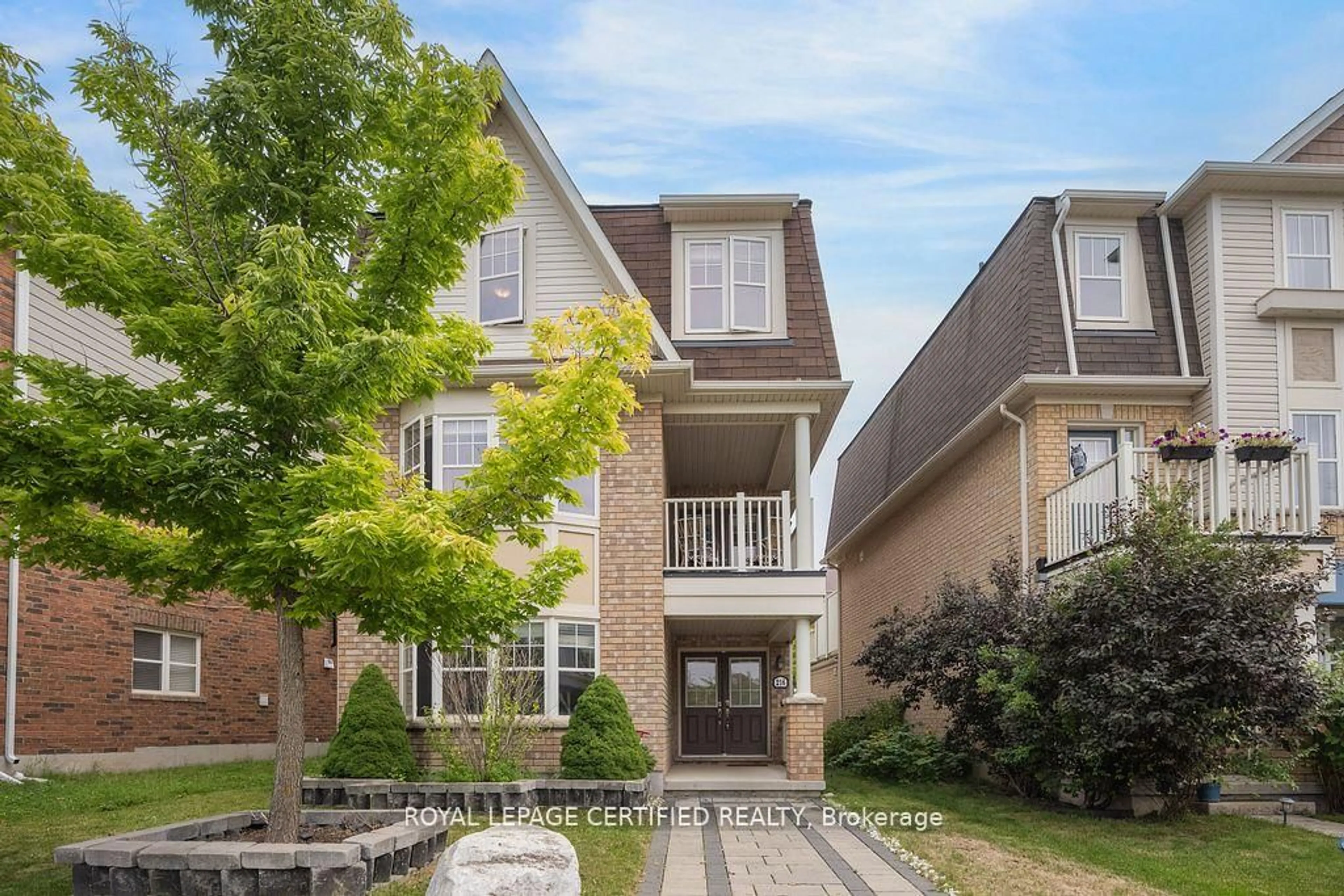 Home with brick exterior material, street for 216 Magurn Gate, Milton Ontario L9T 7B4