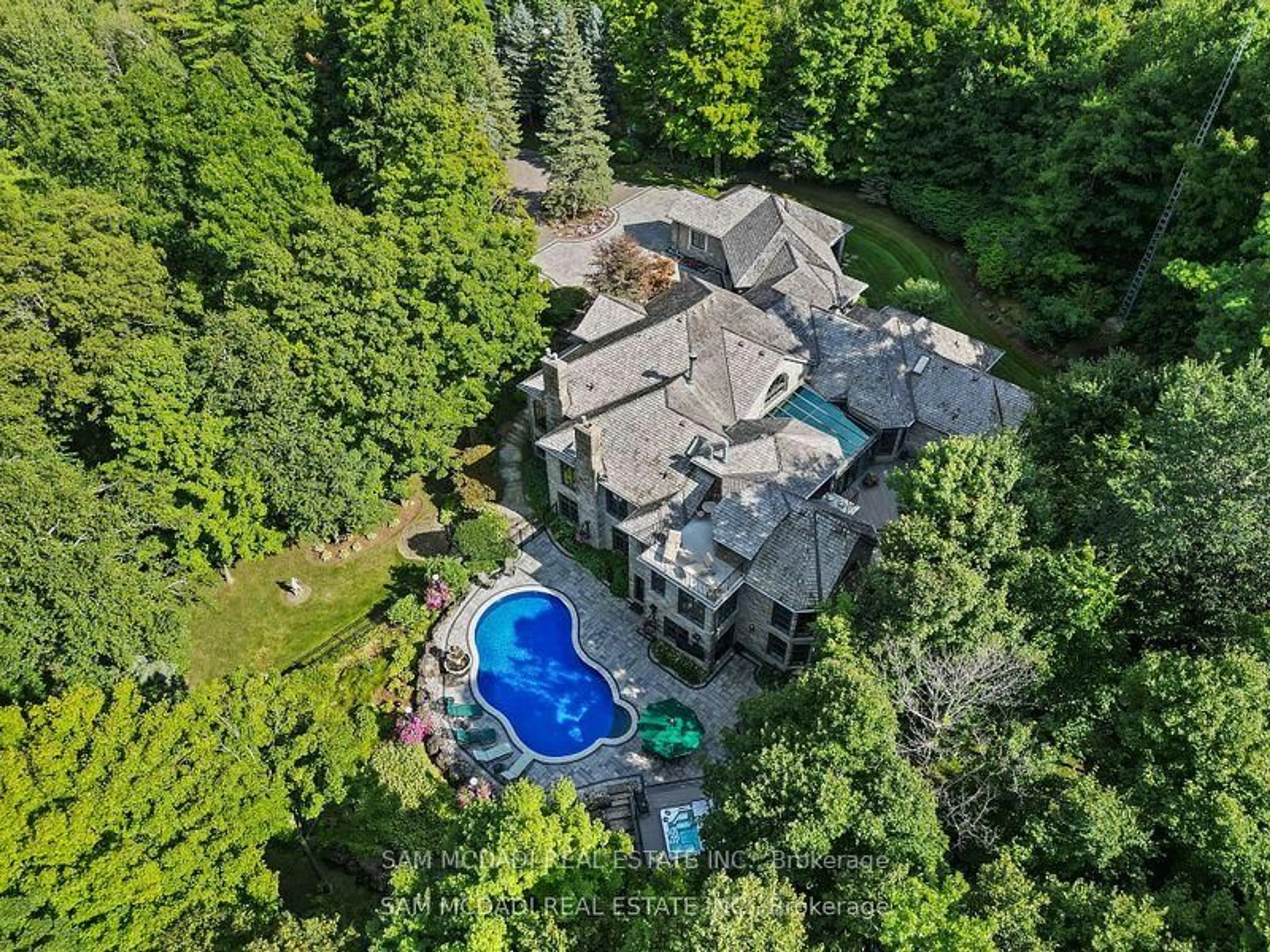A pic from outside/outdoor area/front of a property/back of a property/a pic from drone, forest/trees view for 10140 Pineview Tr, Milton Ontario L0P 1B0