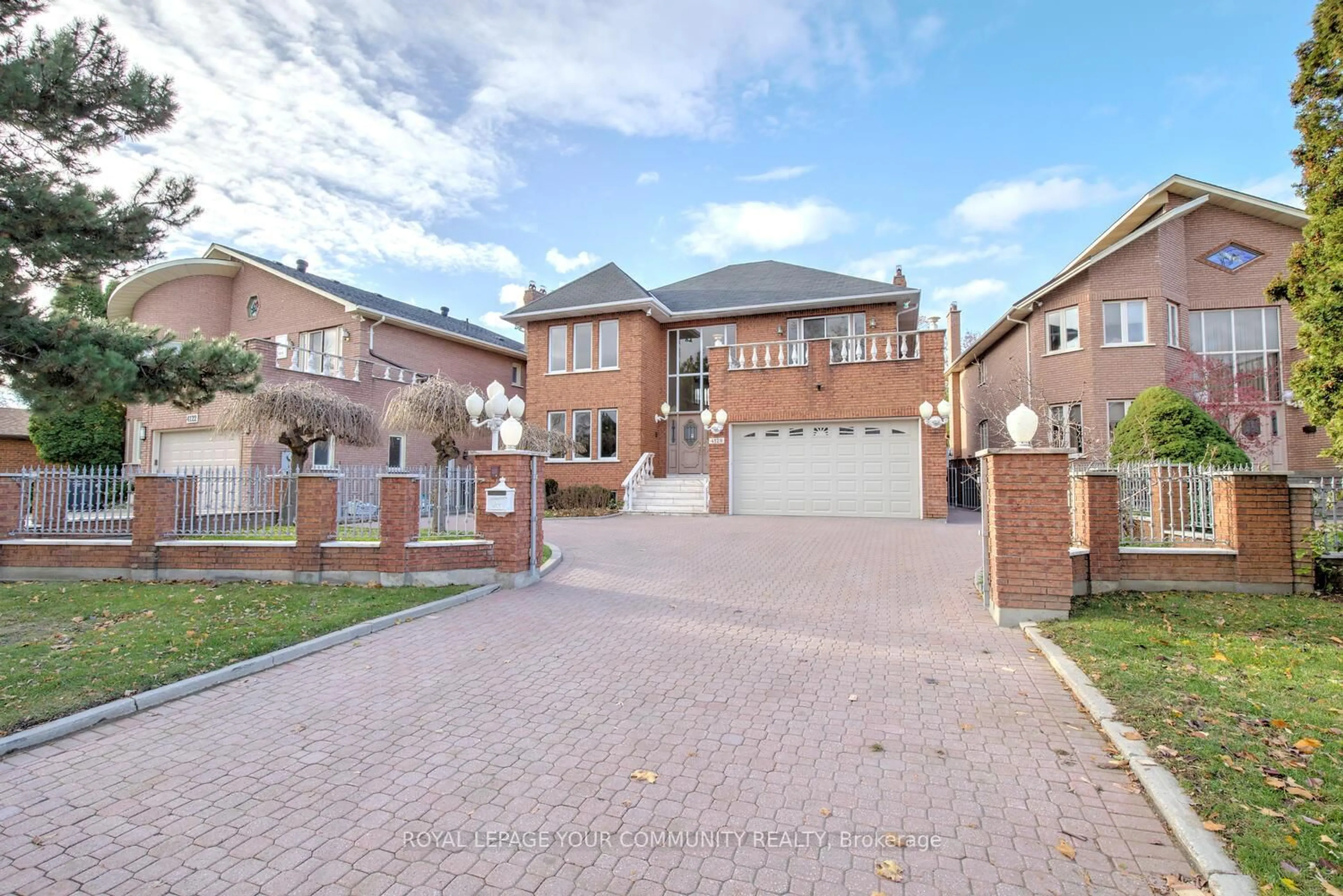 Home with brick exterior material, street for 4128 Tapestry Tr, Mississauga Ontario L4W 4B7