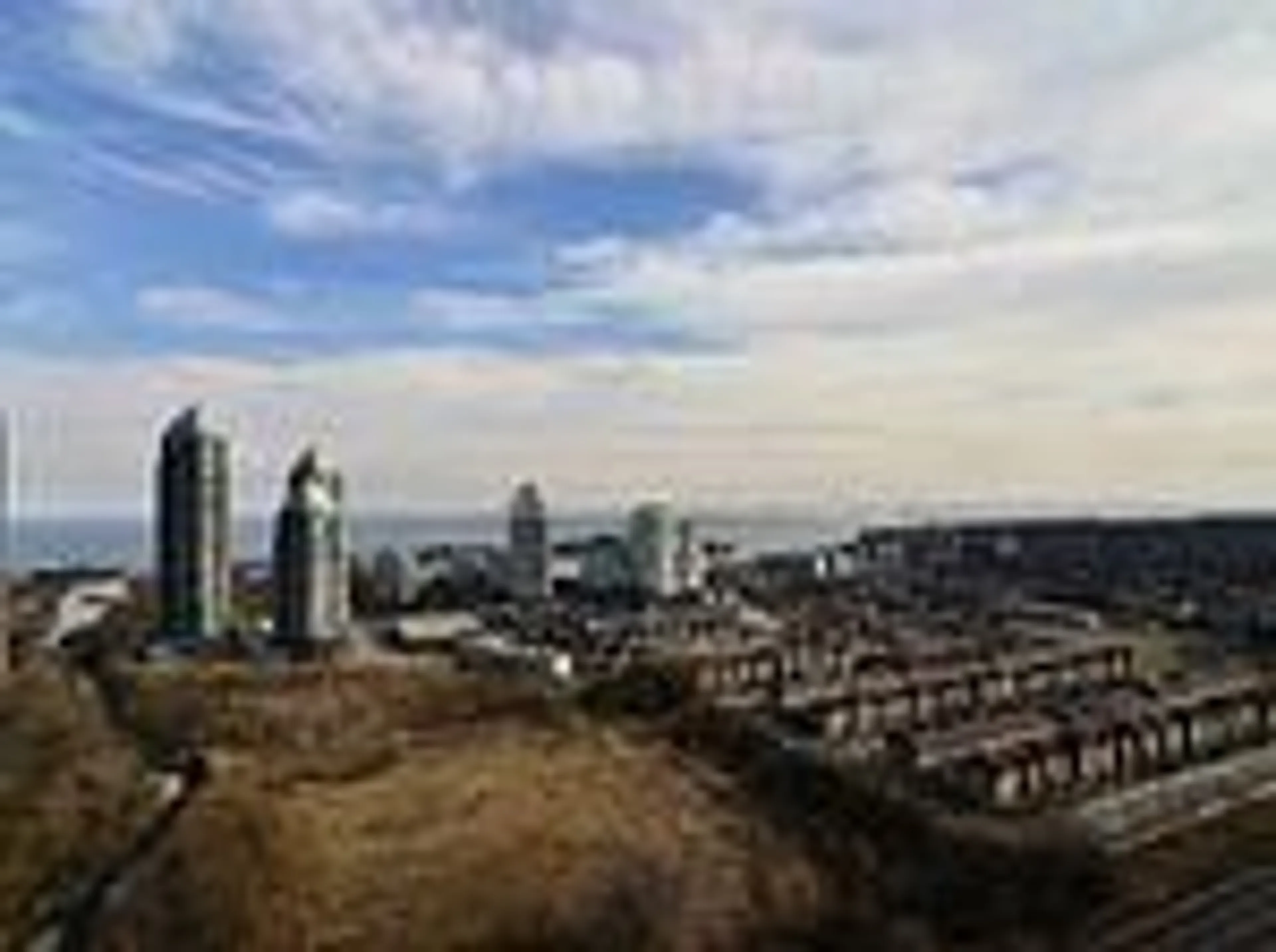 Blurry image for 165 Legion Rd #2329, Toronto Ontario M8Y 0A7