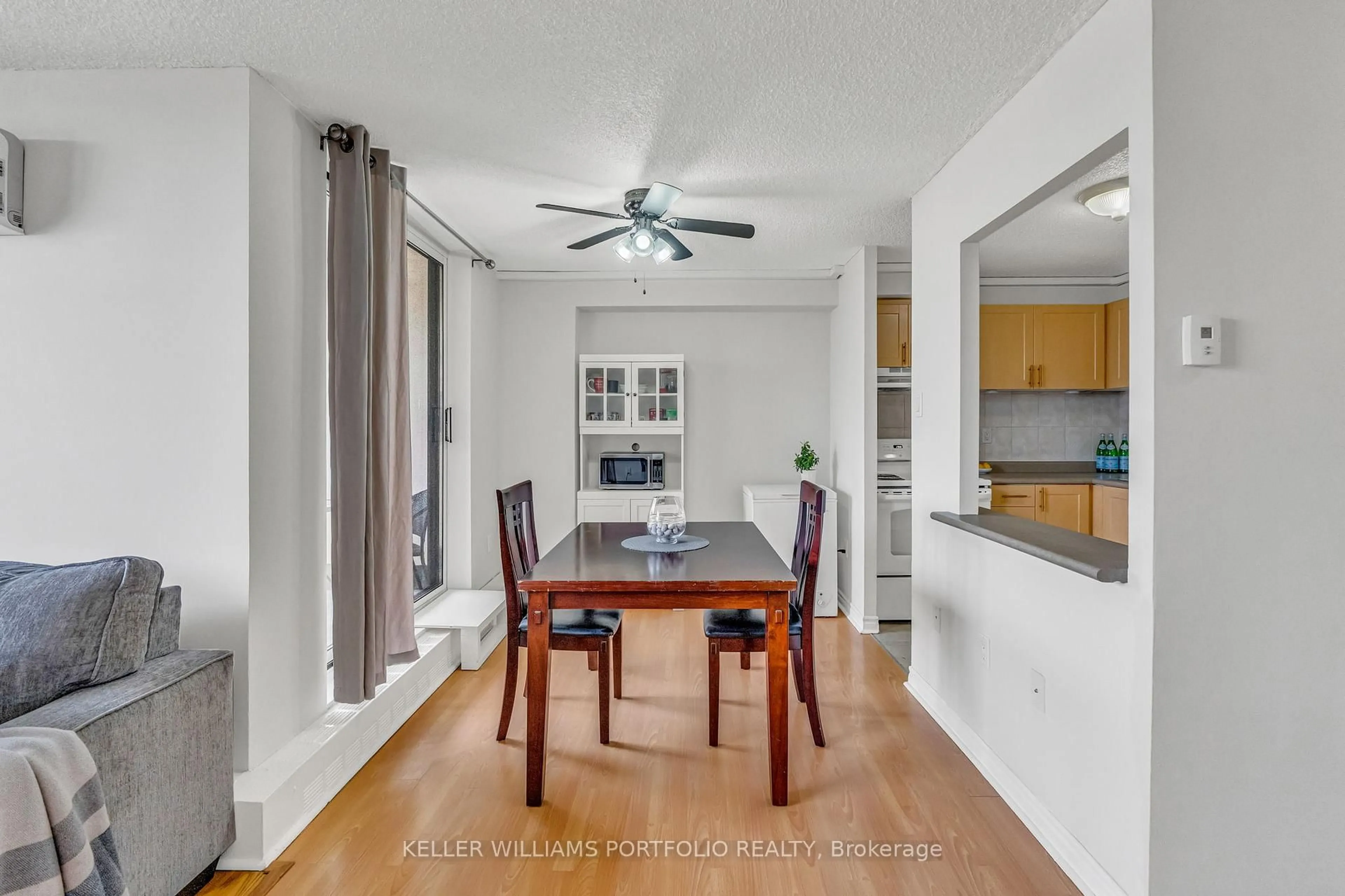 Unknown for 2900 Battleford Rd #901, Mississauga Ontario L5N 2V9