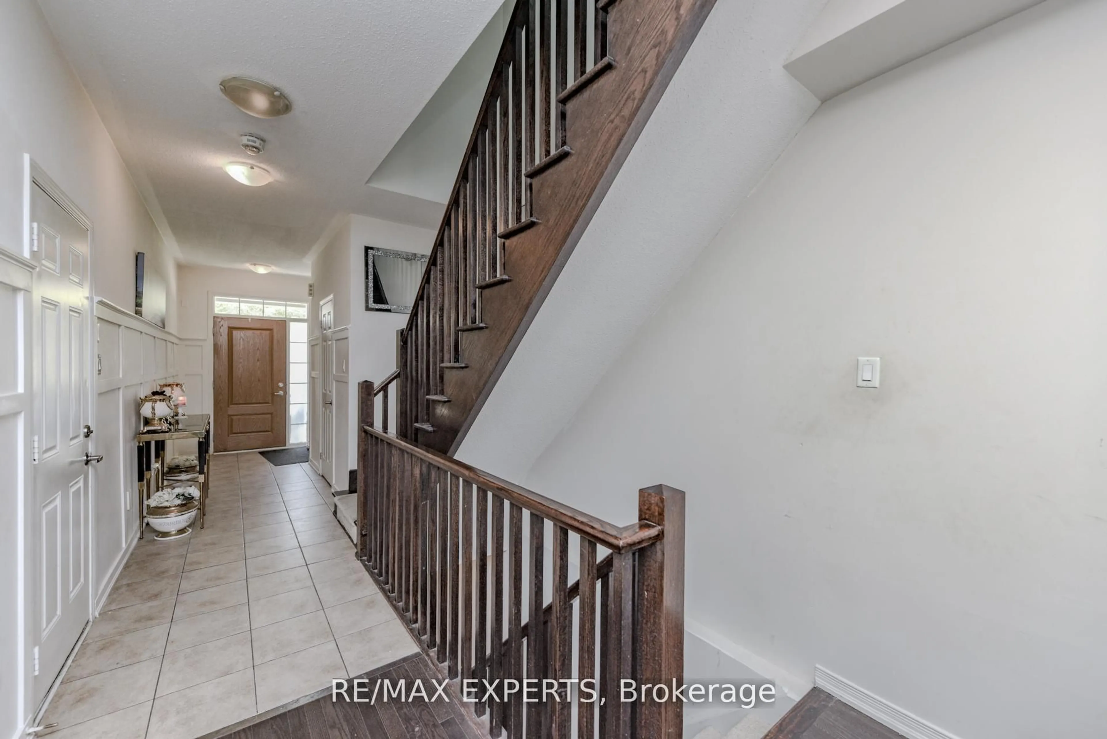 Unknown for 78 Honeyview Tr, Brampton Ontario L6P 4A3