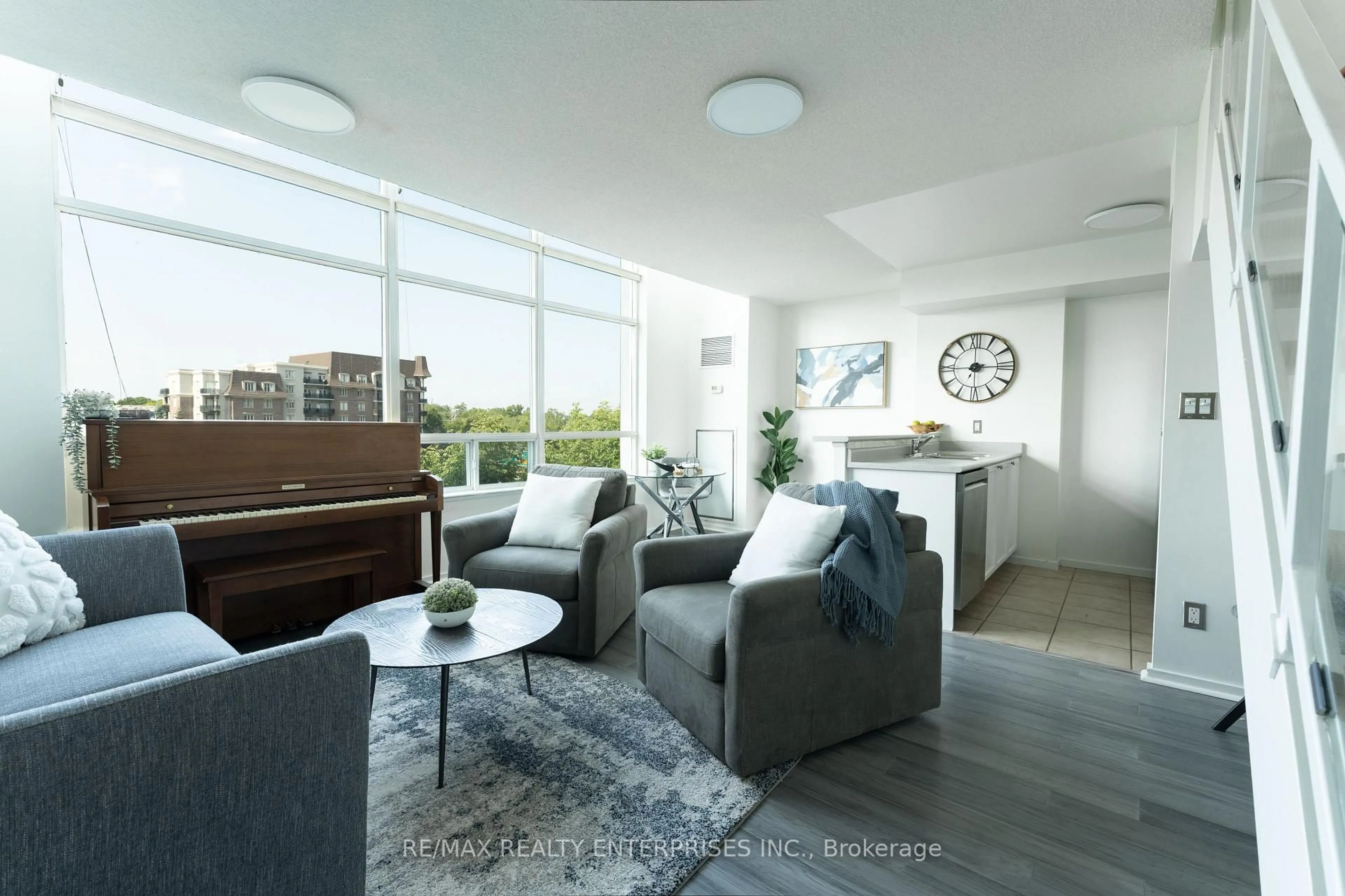 Living room with furniture, unknown for 200 Manitoba St #333, Toronto Ontario M8Y 3Y9