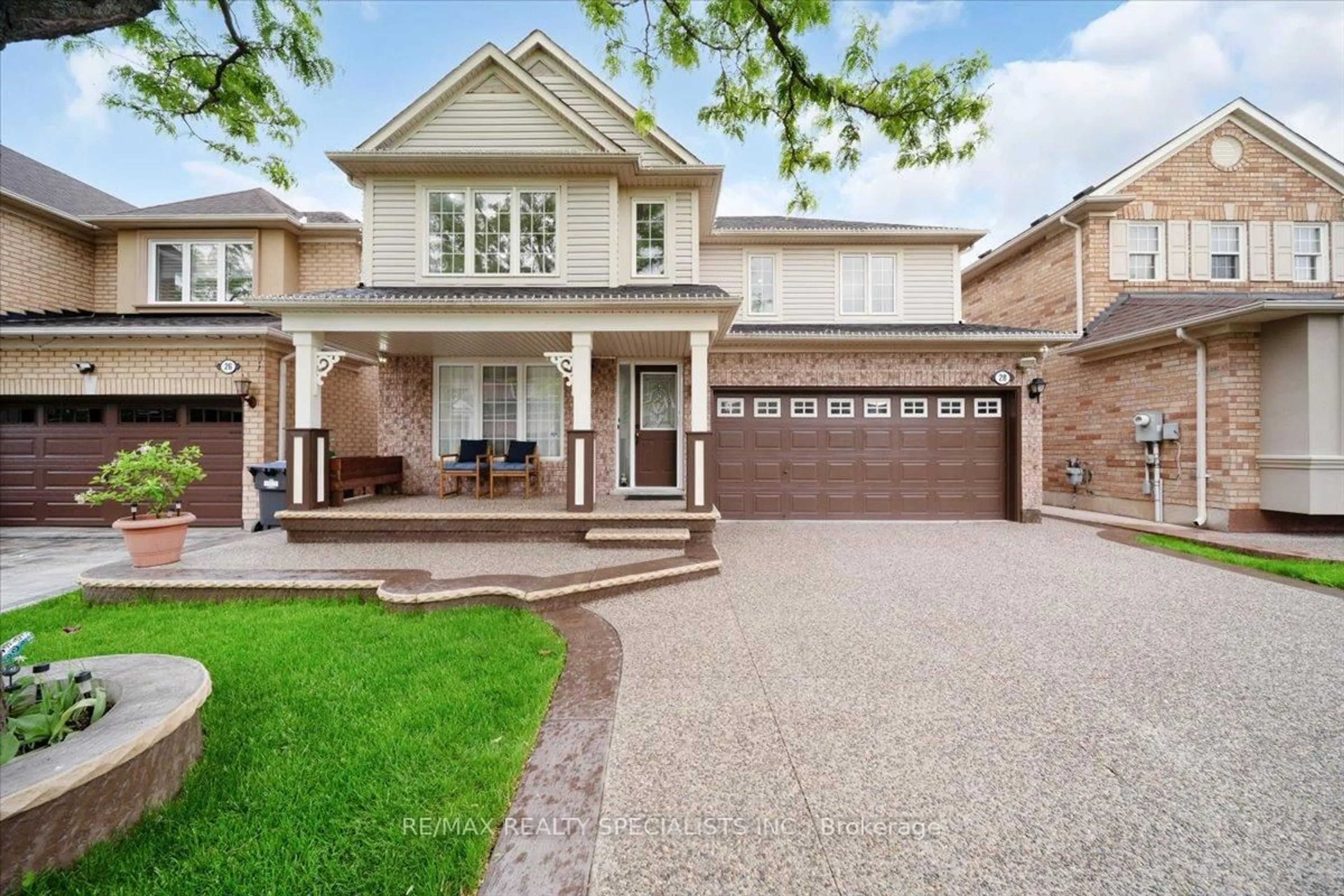 Home with brick exterior material, street for 28 Redcastle St, Brampton Ontario L7A 1Y5