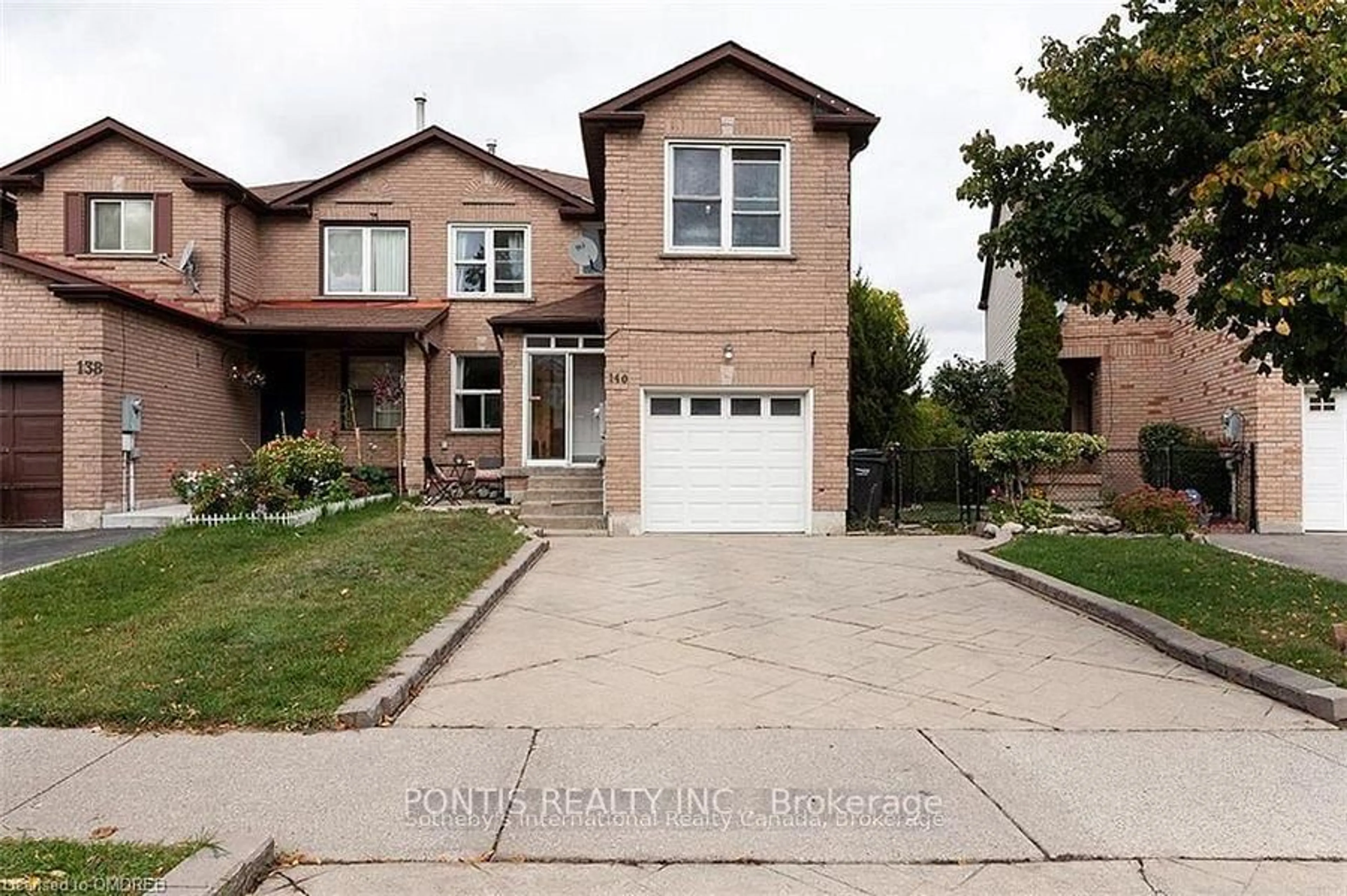 Home with brick exterior material, street for 140 CUTTERS Cres, Brampton Ontario L6Y 4M2