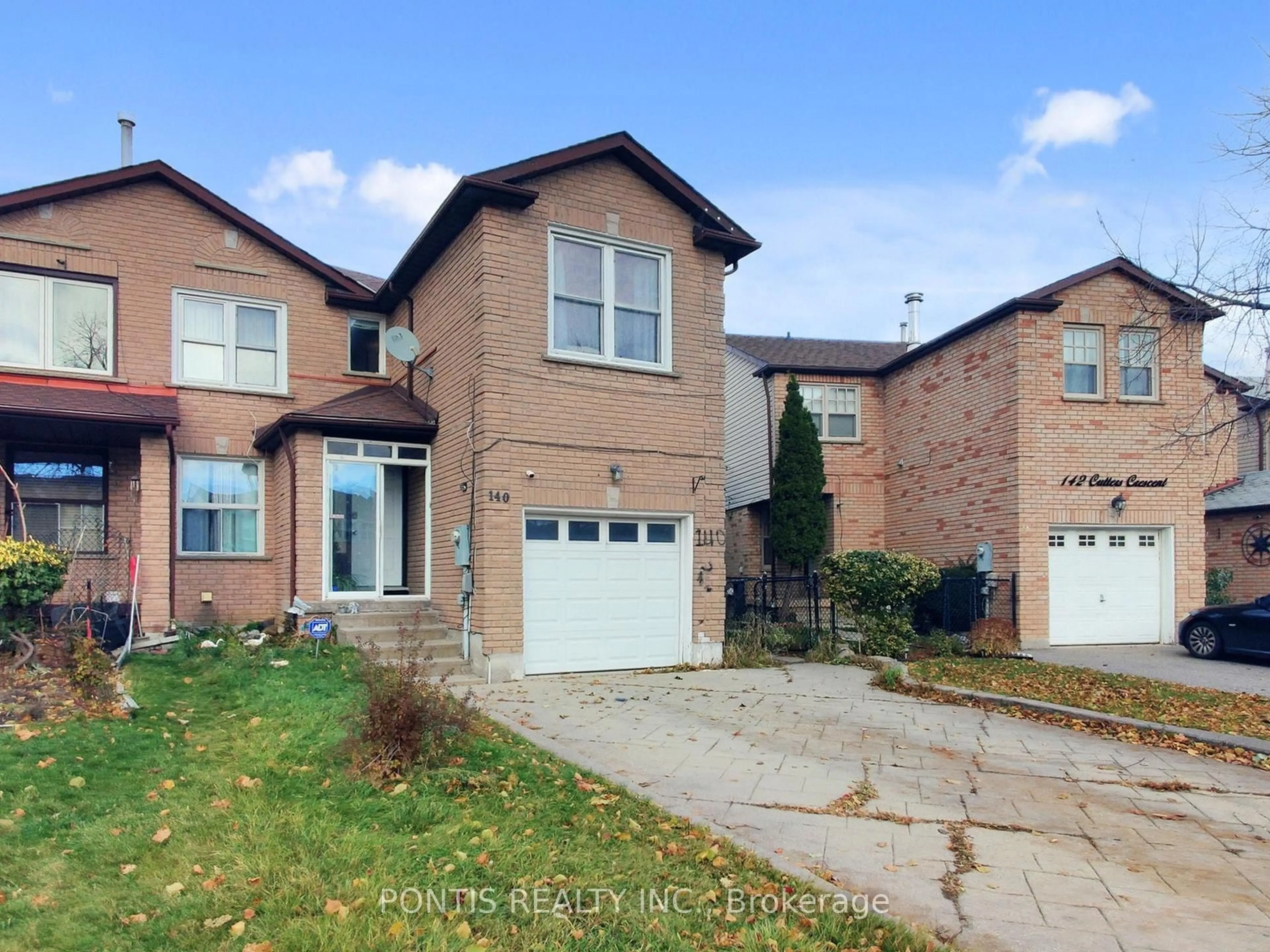 Home with brick exterior material, street for 140 CUTTERS Cres, Brampton Ontario L6Y 4M2