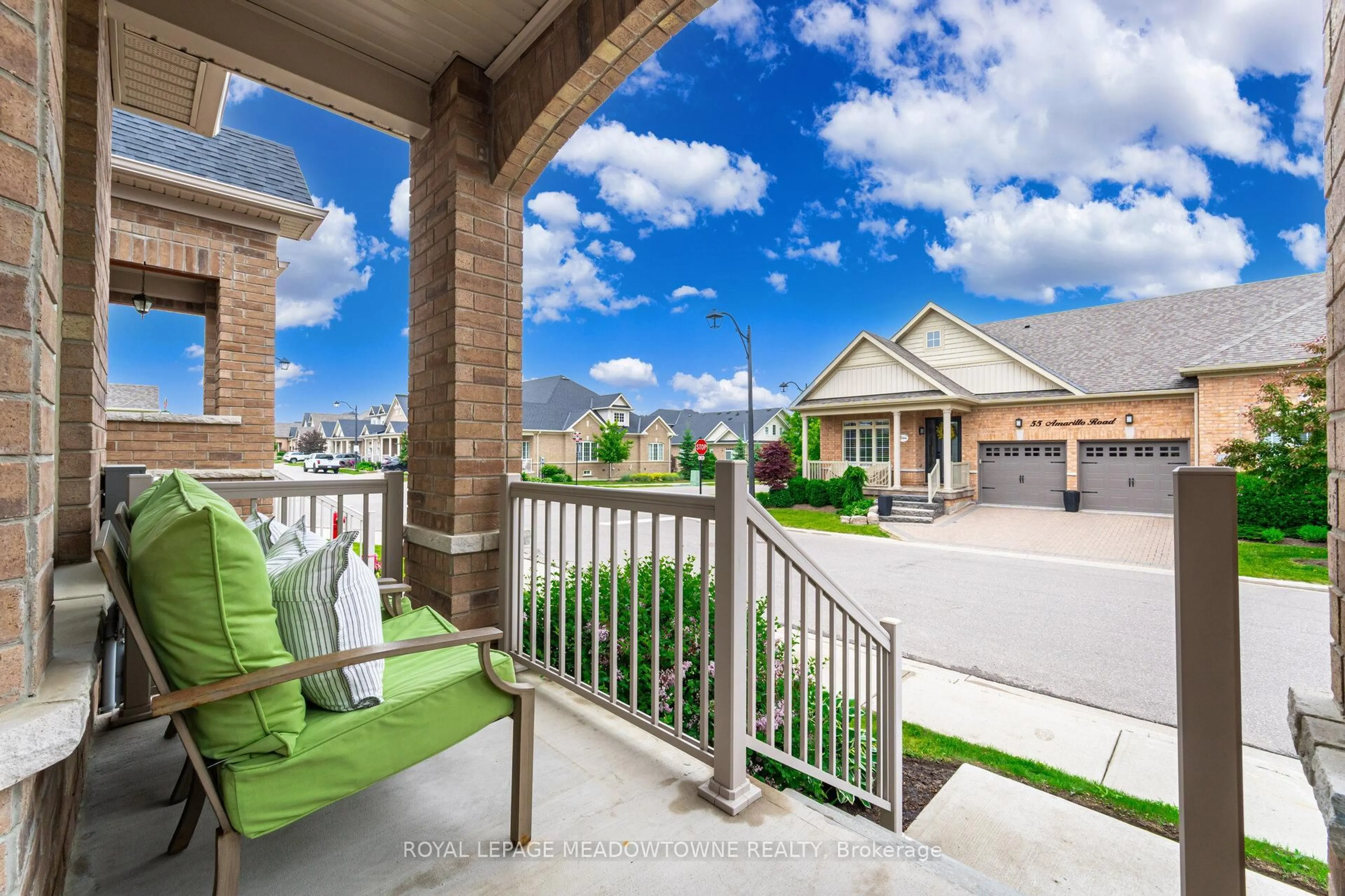 Patio, unknown for 68 Amarillo Rd, Brampton Ontario L6R 4A5