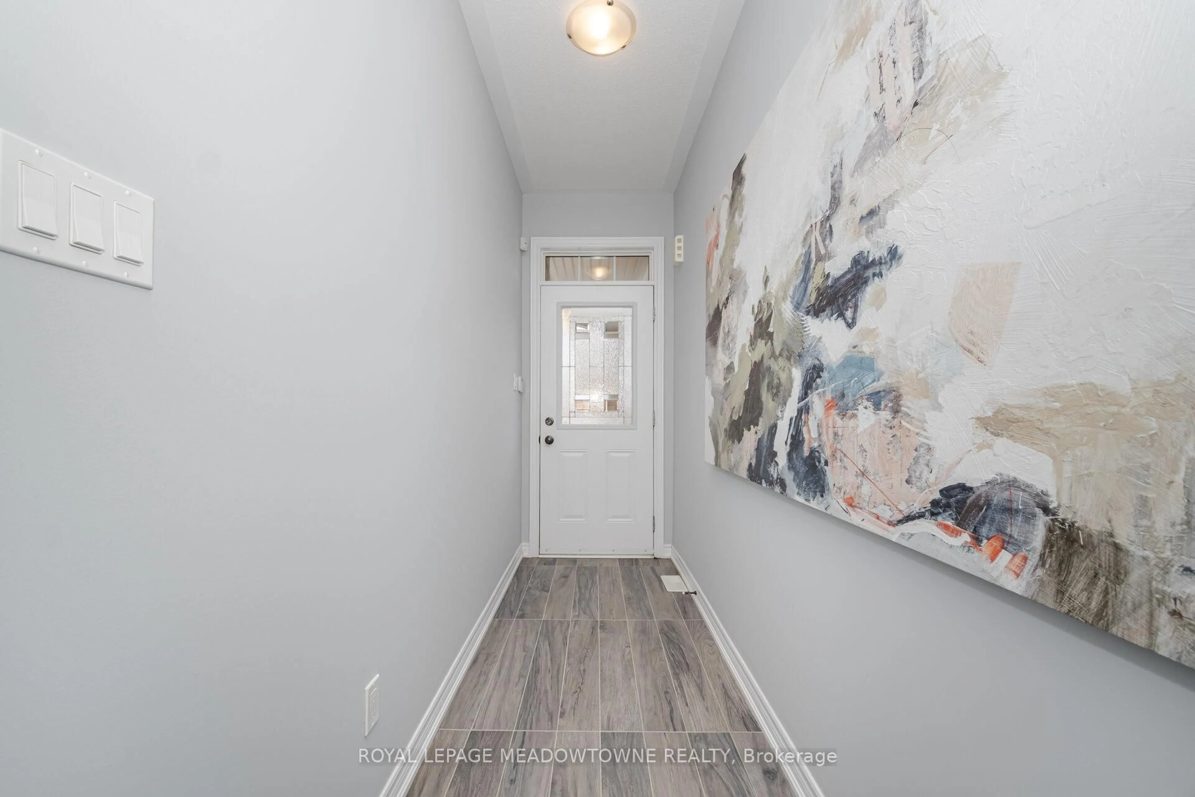 Indoor entryway for 68 Amarillo Rd, Brampton Ontario L6R 4A5