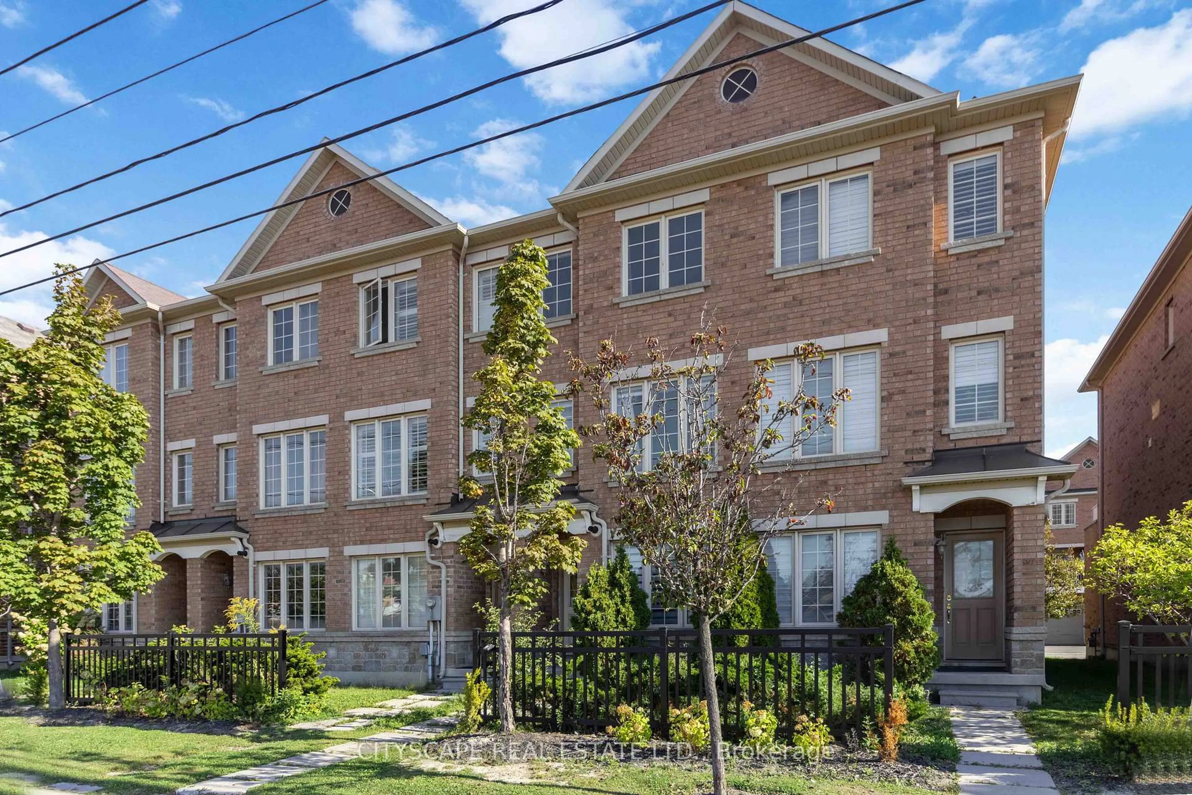 Home with brick exterior material, street for 40 Peach Dr, Brampton Ontario L6R 0W6