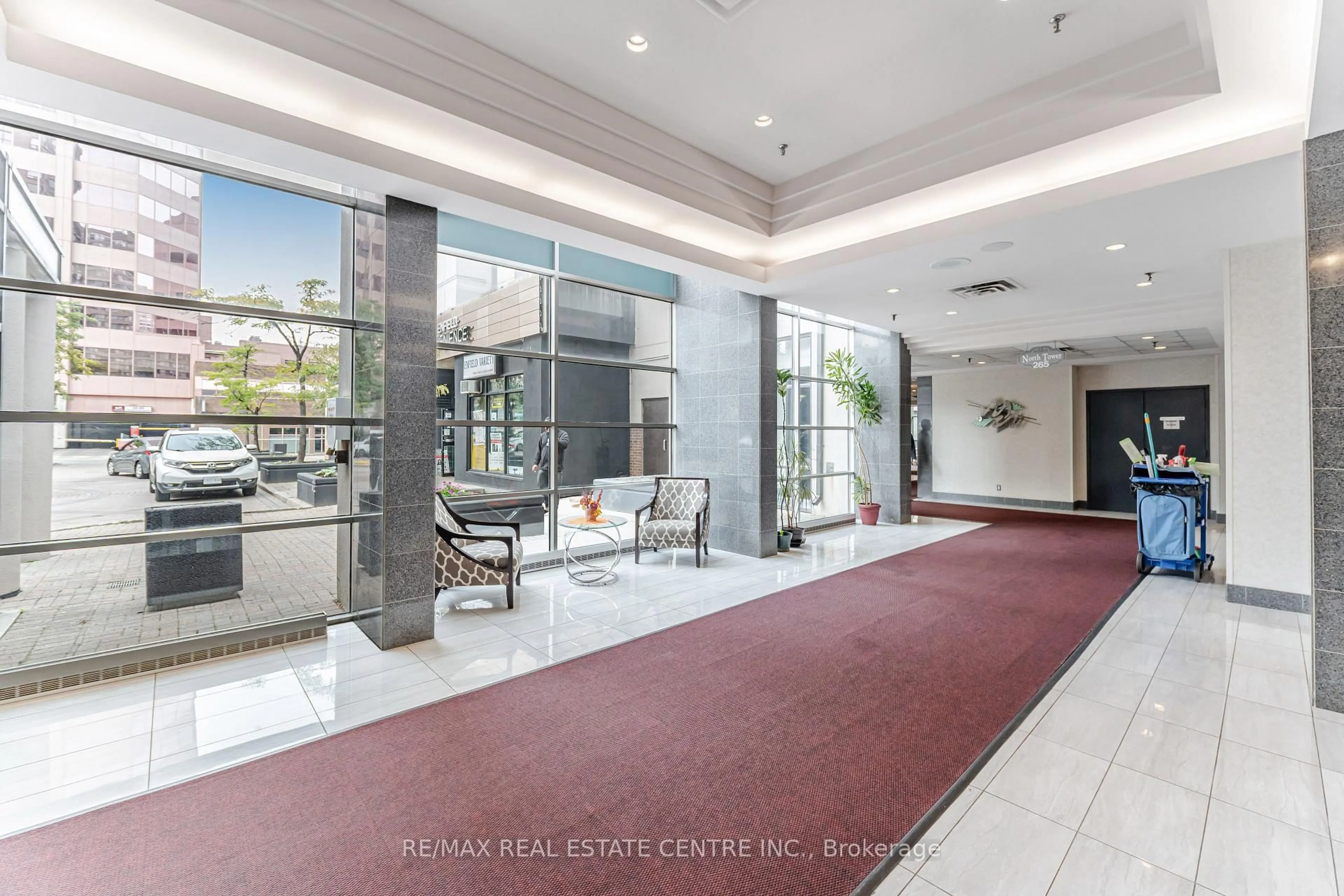 Lobby for 265 Enfield Pl #1812, Mississauga Ontario L5B 3Y6