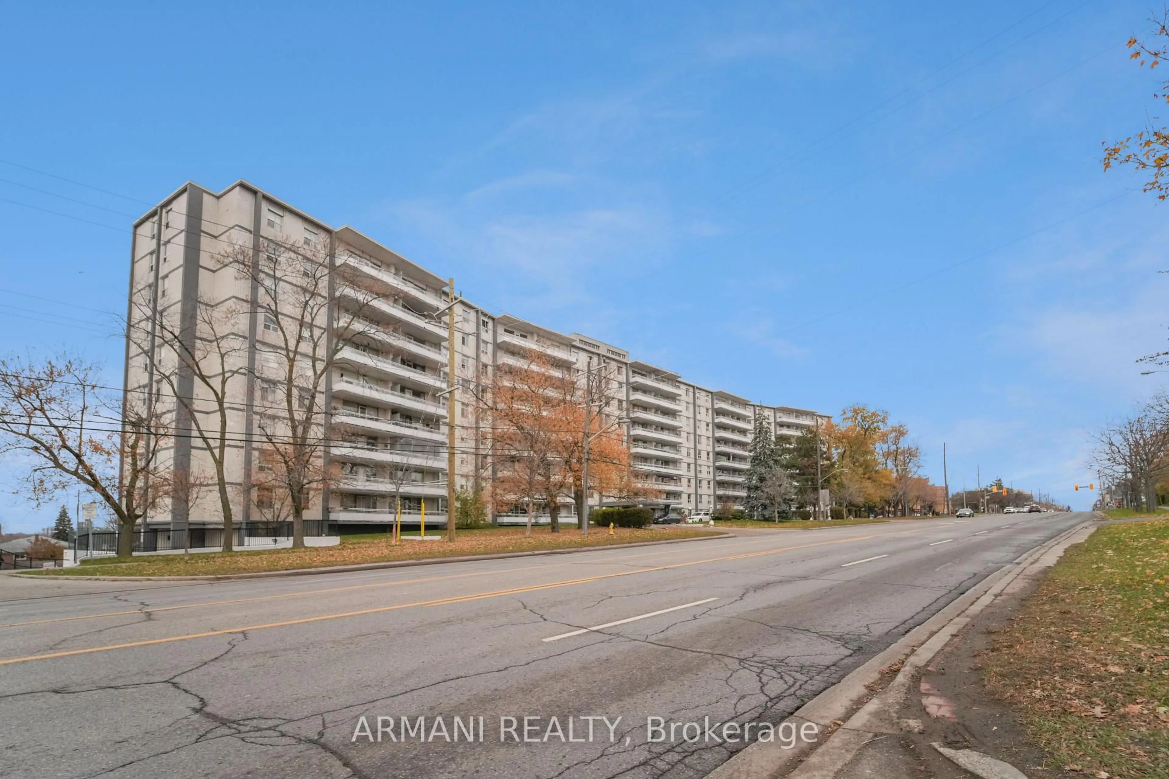 Unknown for 3460 Keele St #210, Toronto Ontario M3J 1L9