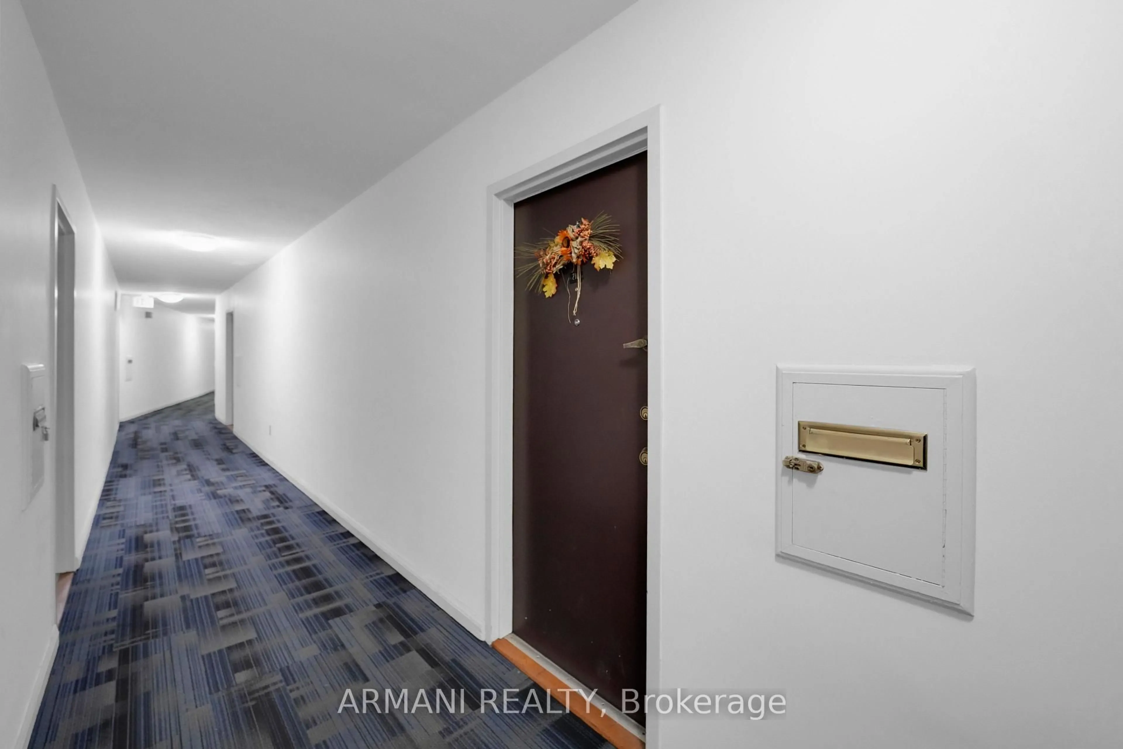 Unknown for 3460 Keele St #210, Toronto Ontario M3J 1L9