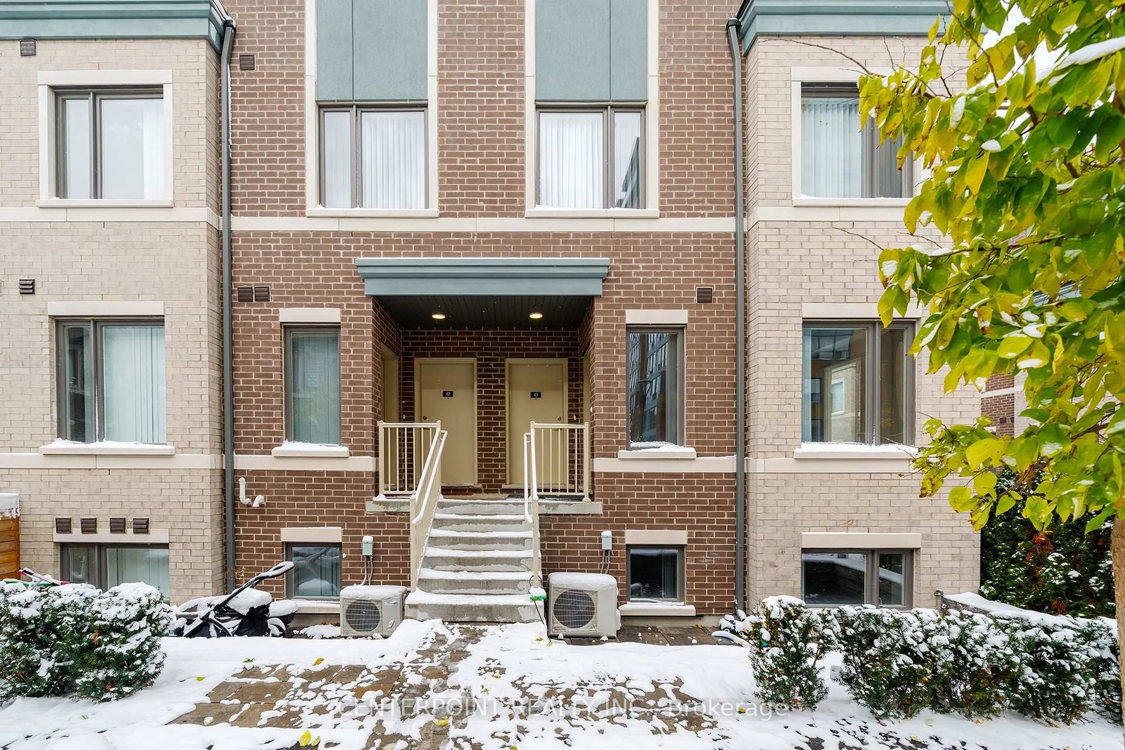 Home with brick exterior material, street for 15 William Jackson Way #44, Toronto Ontario M8V 0J5