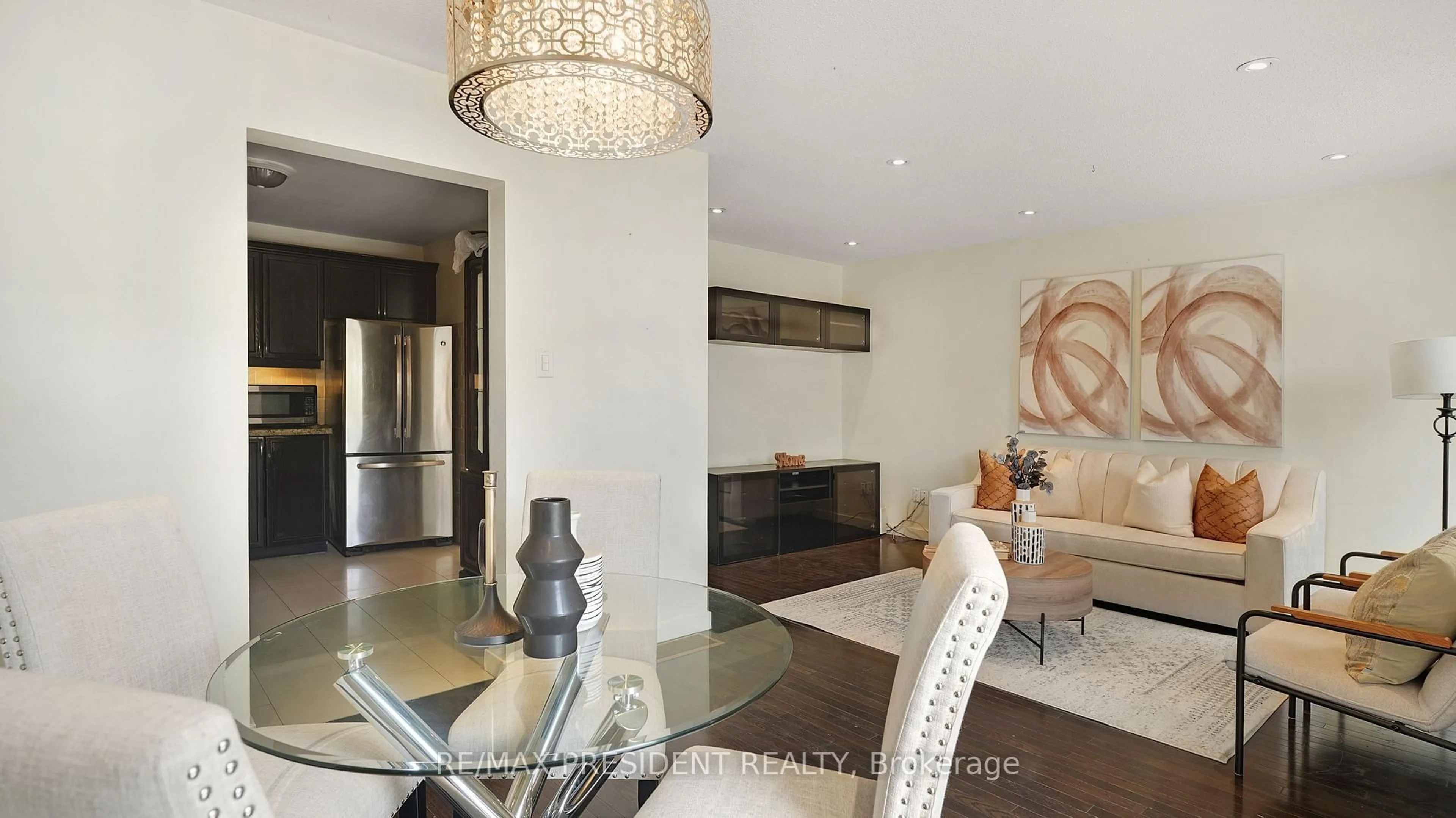 Dining room, unknown for 41 Stalbridge Ave, Brampton Ontario L6Y 4H1