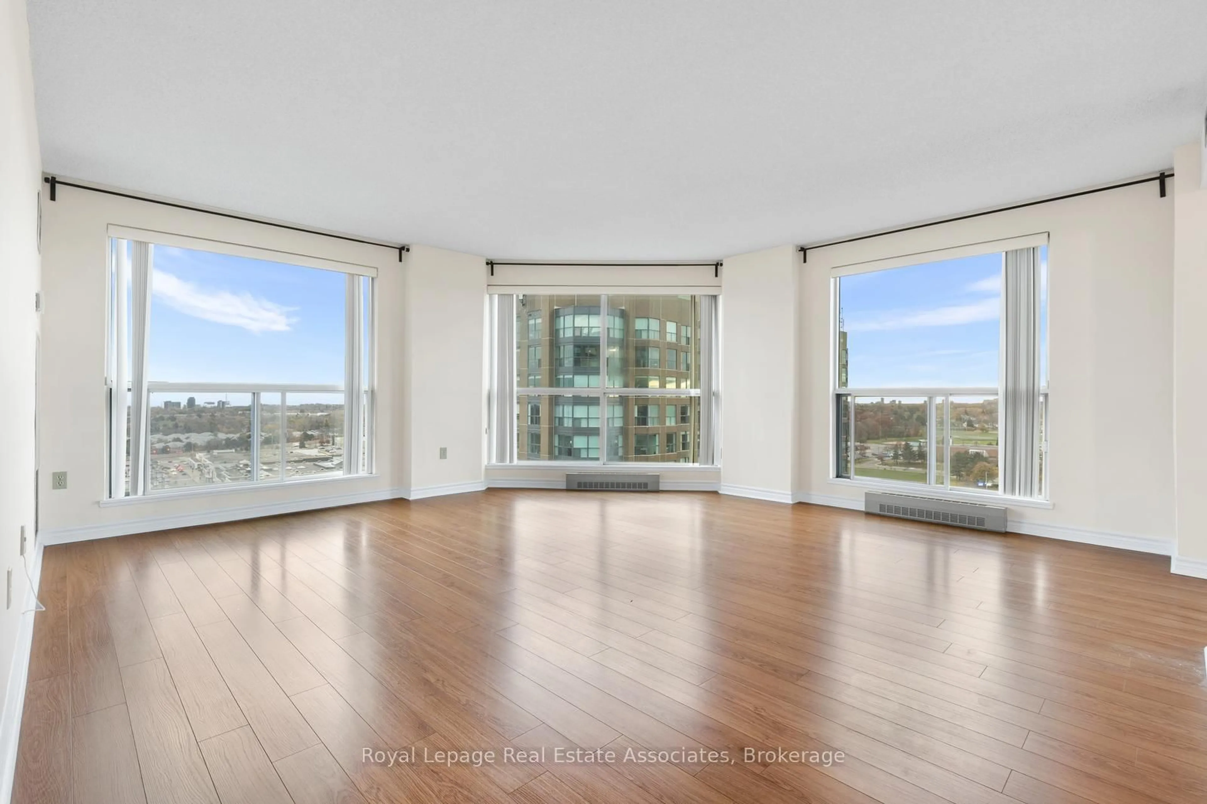 A pic of a room for 2155 Burnhamthorpe Rd #1604, Mississauga Ontario L5L 5P4