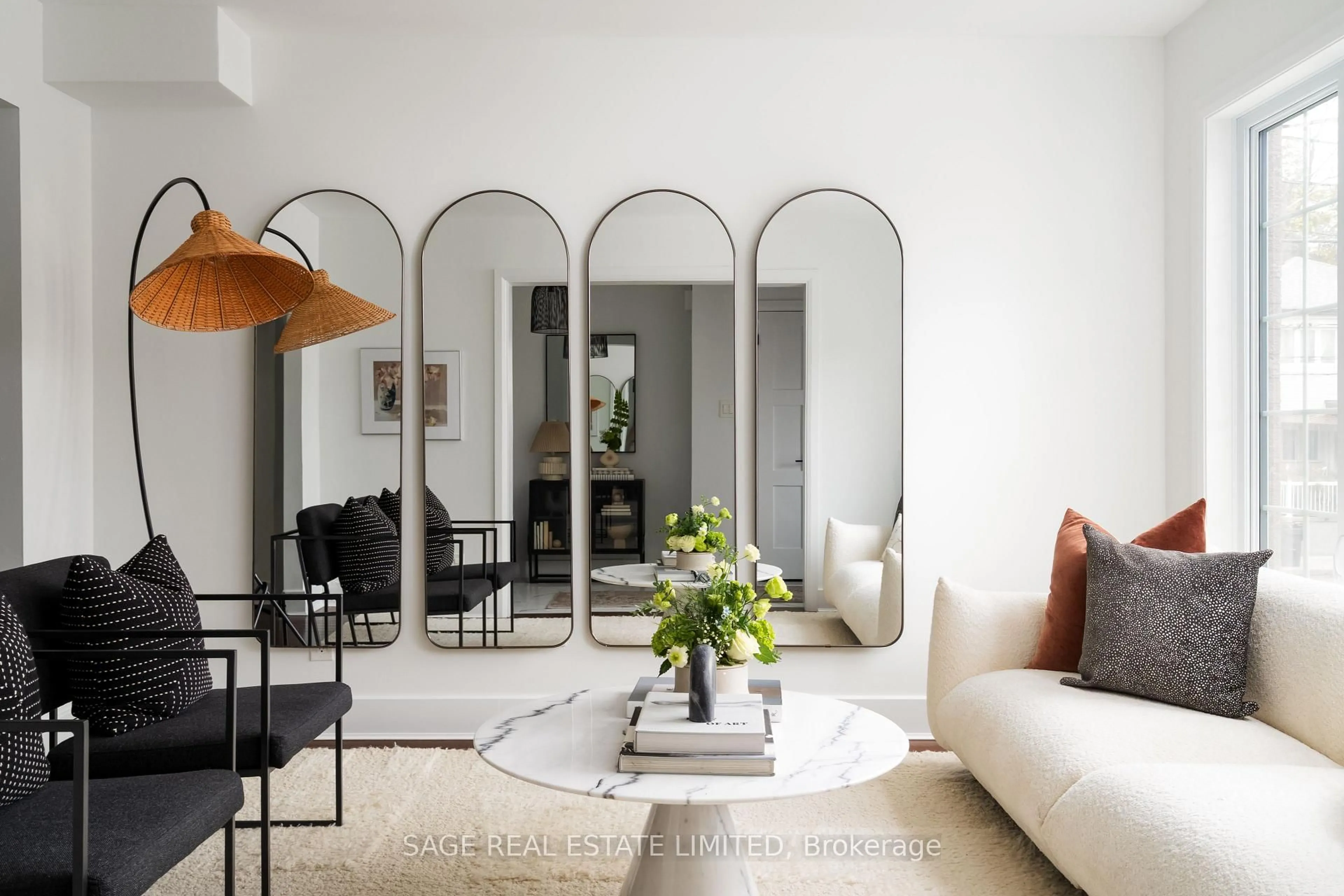 Living room with furniture, unknown for 124 Lightbourn Ave, Toronto Ontario M6H 4G6