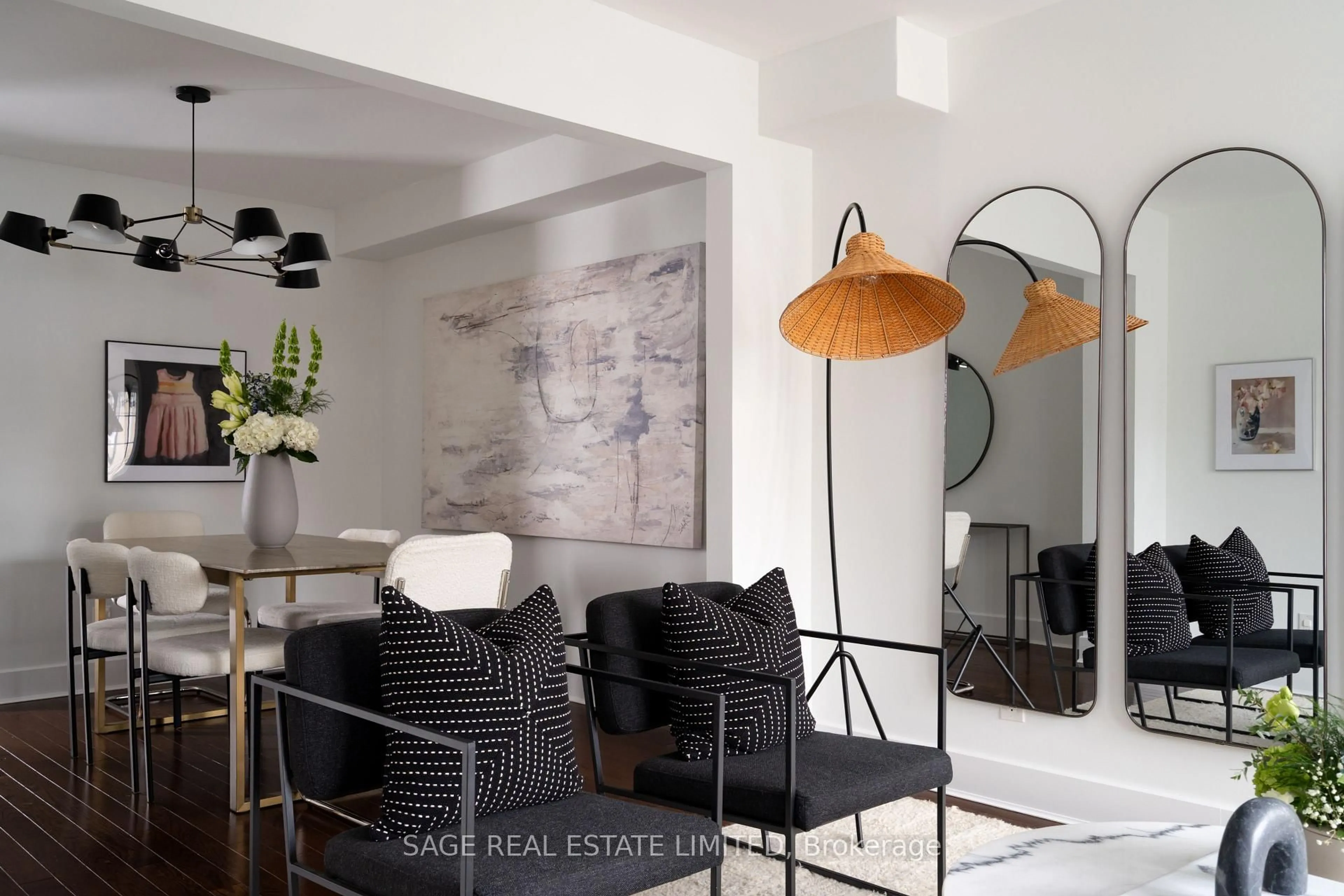 Living room with furniture, unknown for 124 Lightbourn Ave, Toronto Ontario M6H 4G6