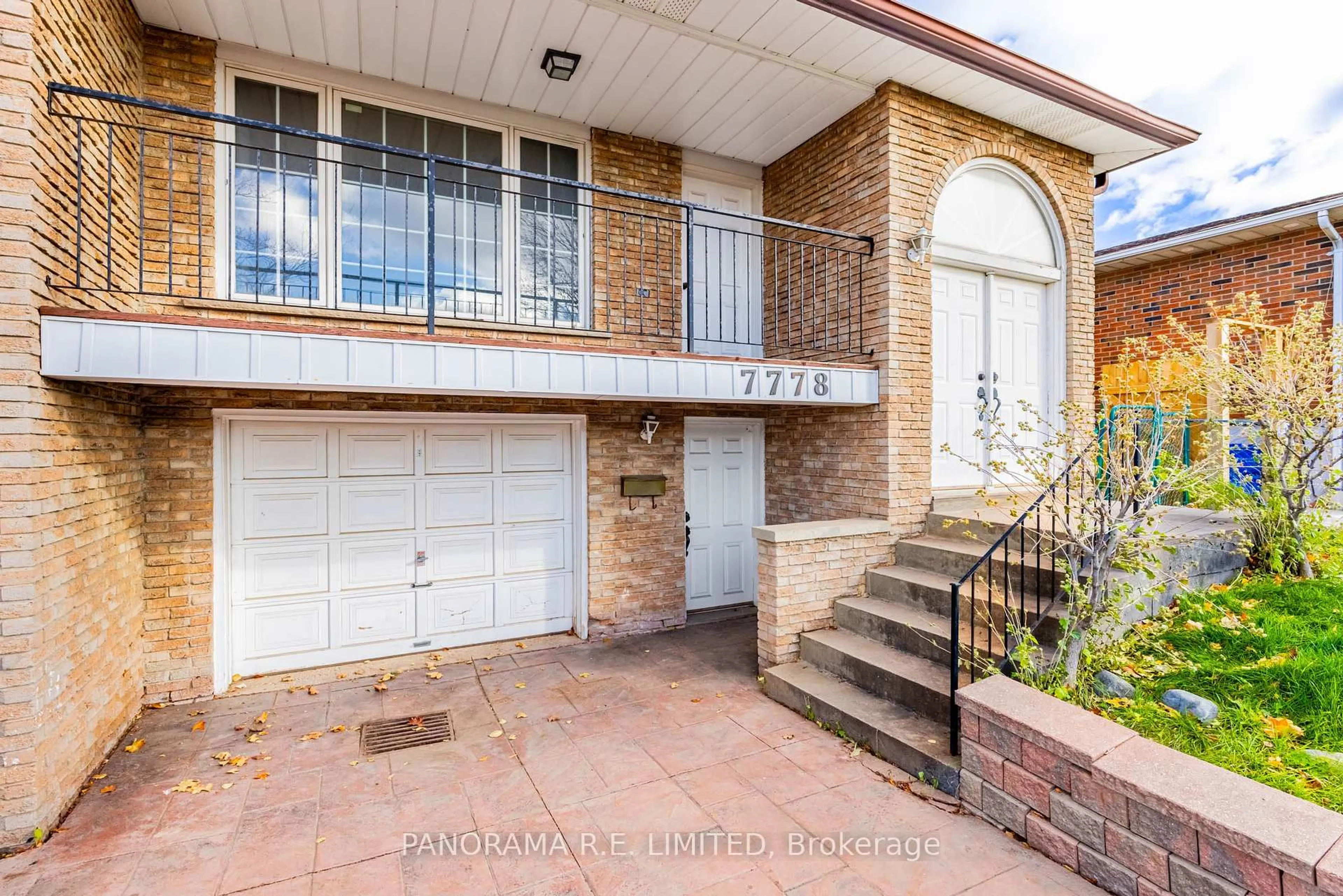 Home with brick exterior material, street for 7778 Benavon Rd, Mississauga Ontario L4T 3G3