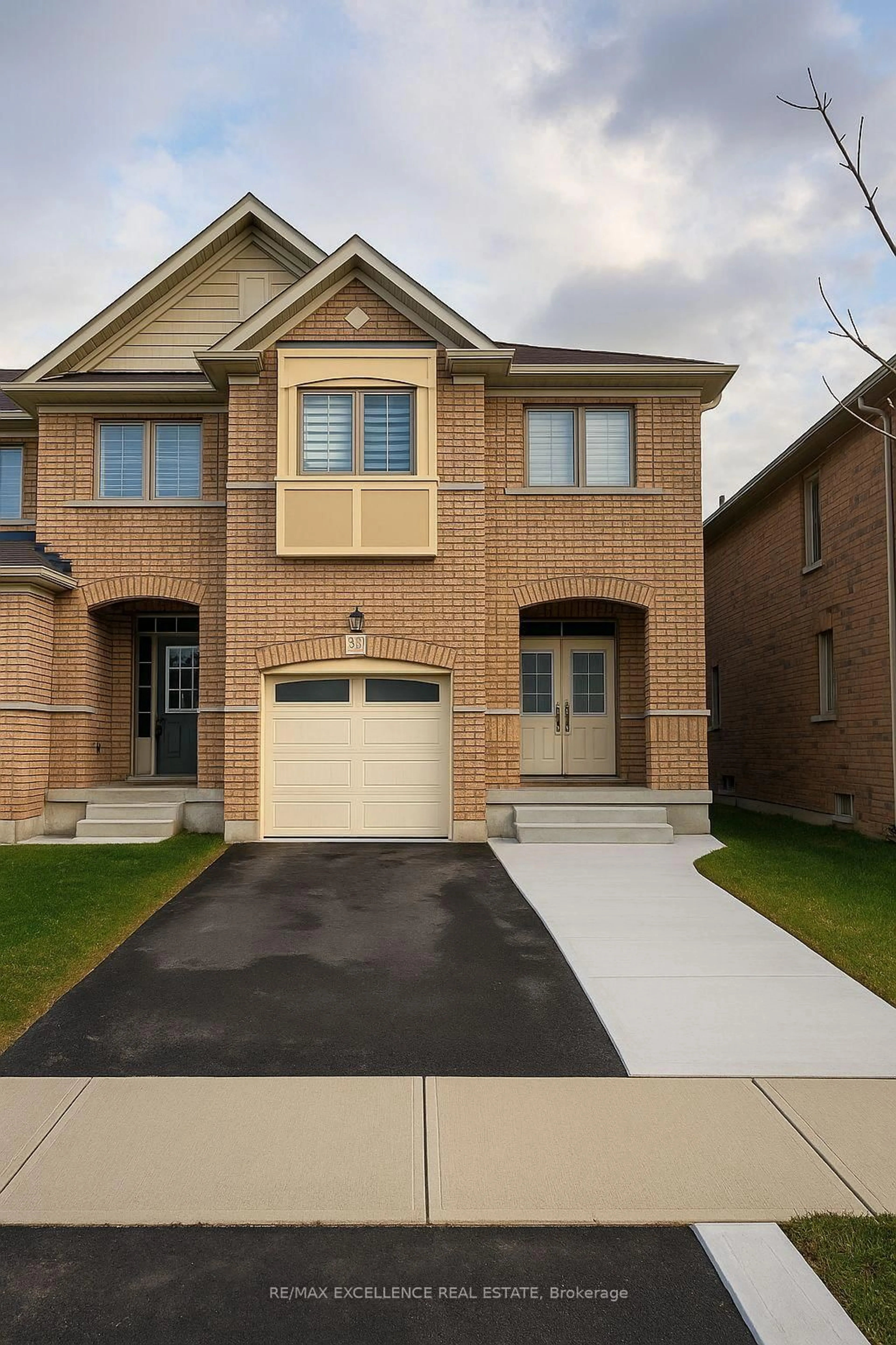 Home with brick exterior material, street for 38 Davenfield Circ, Brampton Ontario L6P 4M2