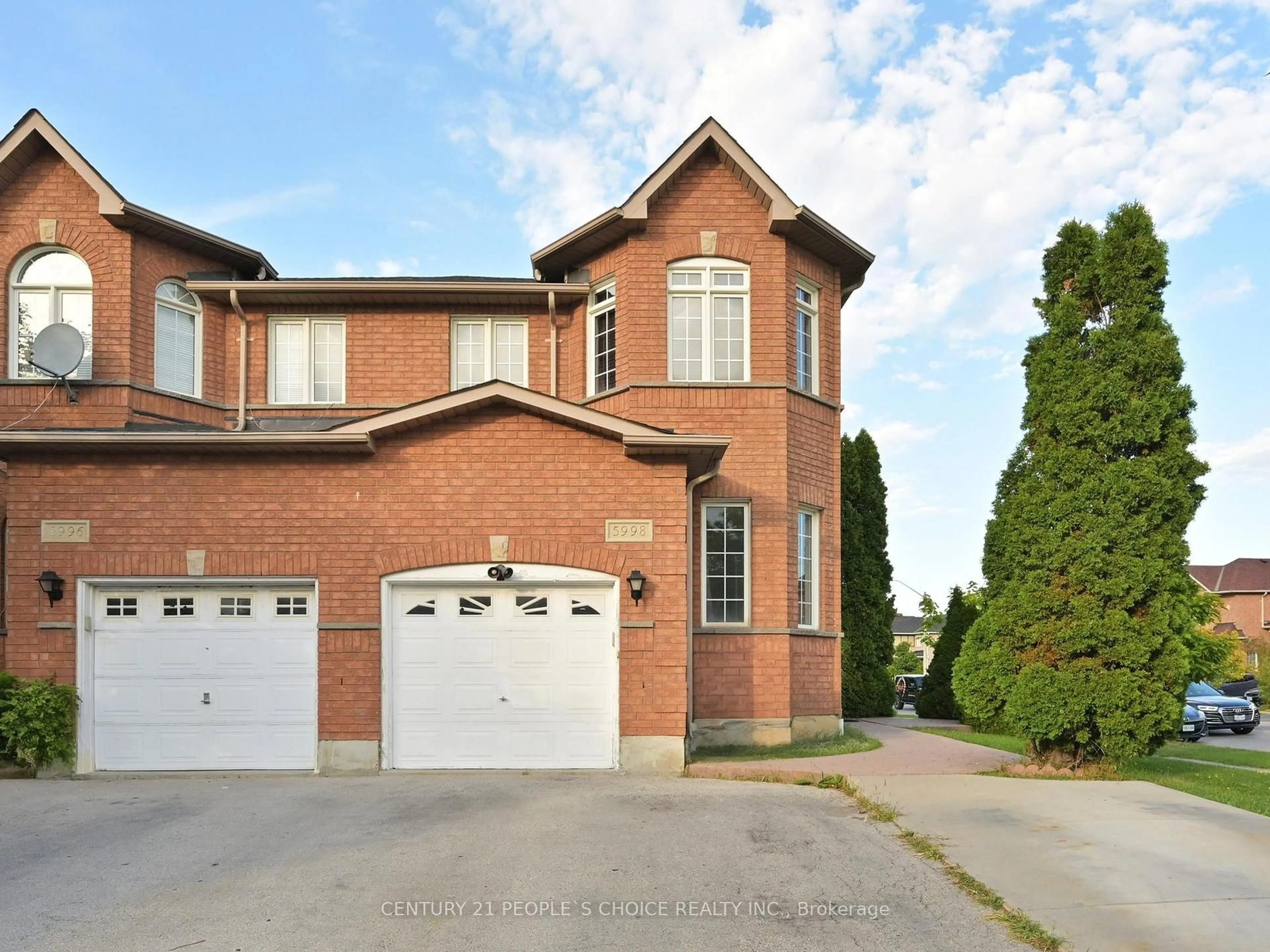 Home with brick exterior material, street for 5998 Gant Cres, Mississauga Ontario L5V 2T6