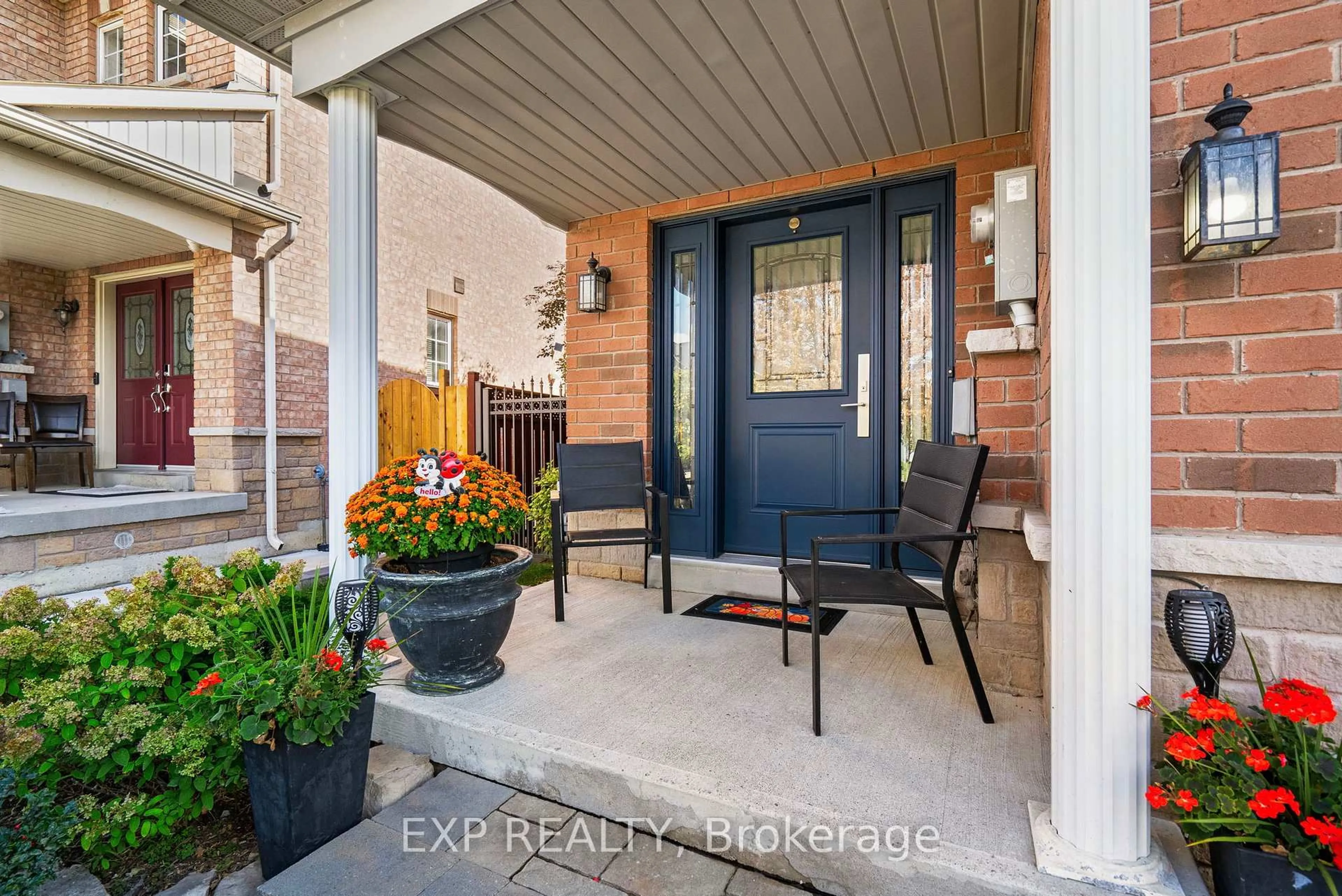 Indoor entryway for 9 Copperfield Rd, Brampton Ontario L6Z 0C7