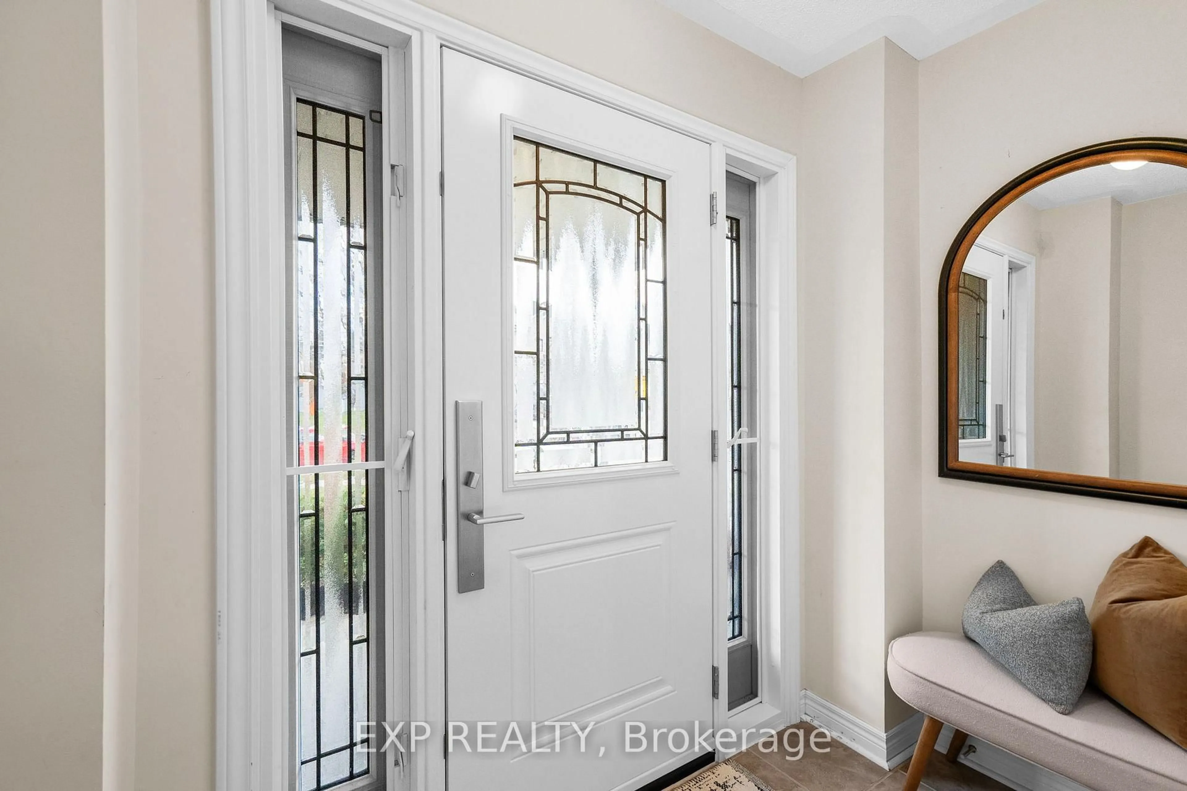 Indoor entryway for 9 Copperfield Rd, Brampton Ontario L6Z 0C7
