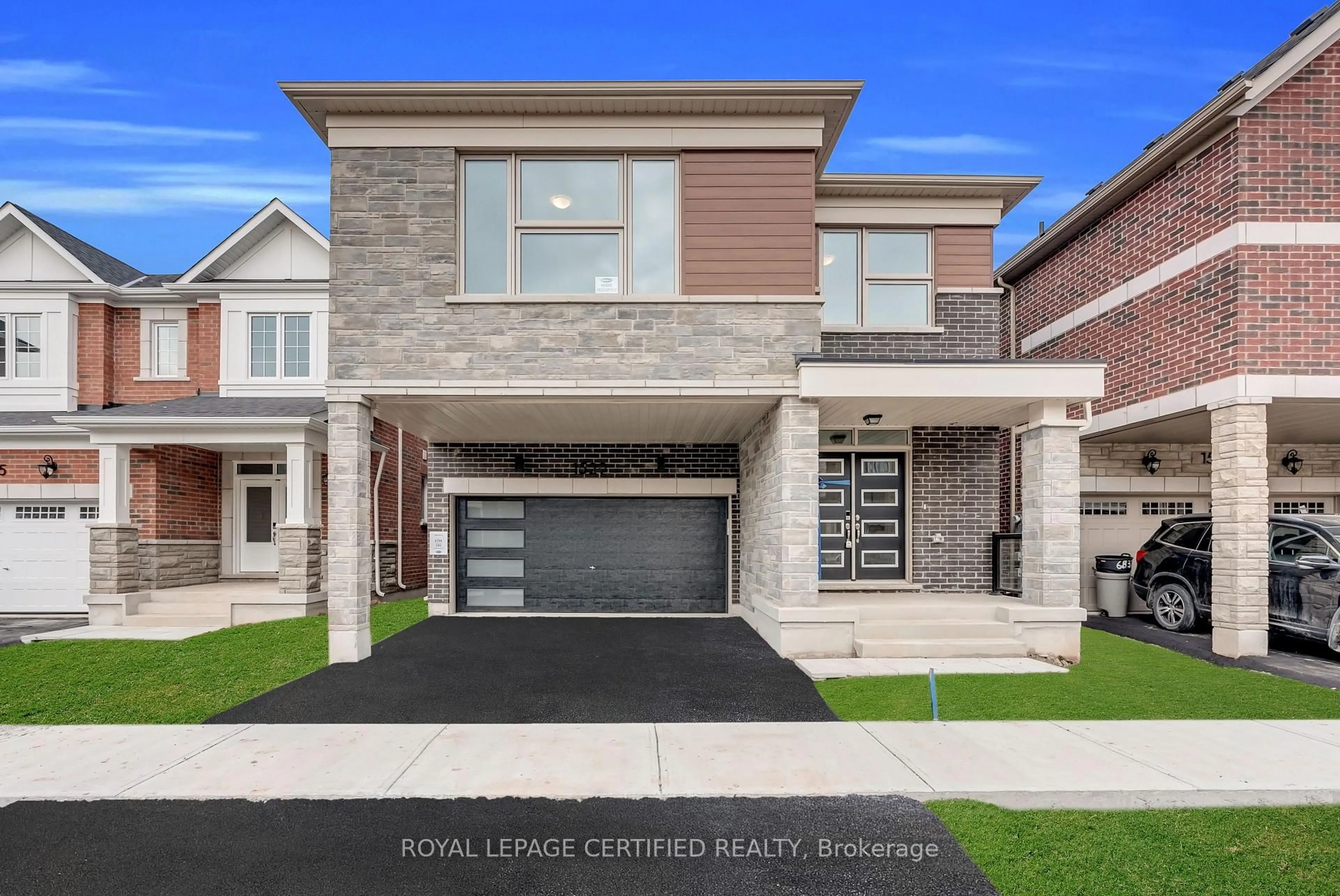 Home with brick exterior material, street for 1529 Rothbury Cres, Milton Ontario L9E 2H4