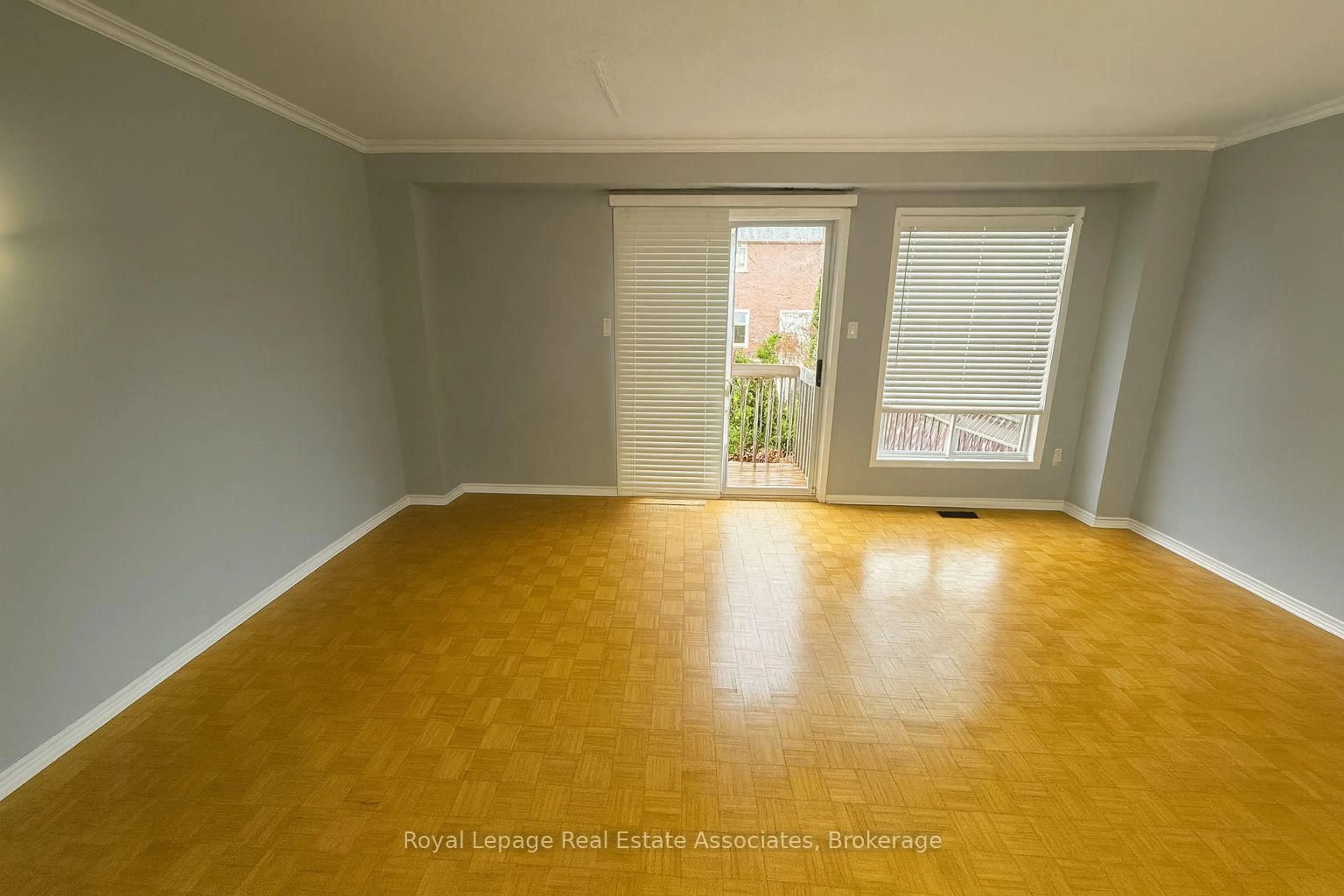 A pic of a room for 7156 Sandhurst Dr, Mississauga Ontario L5N 7H1