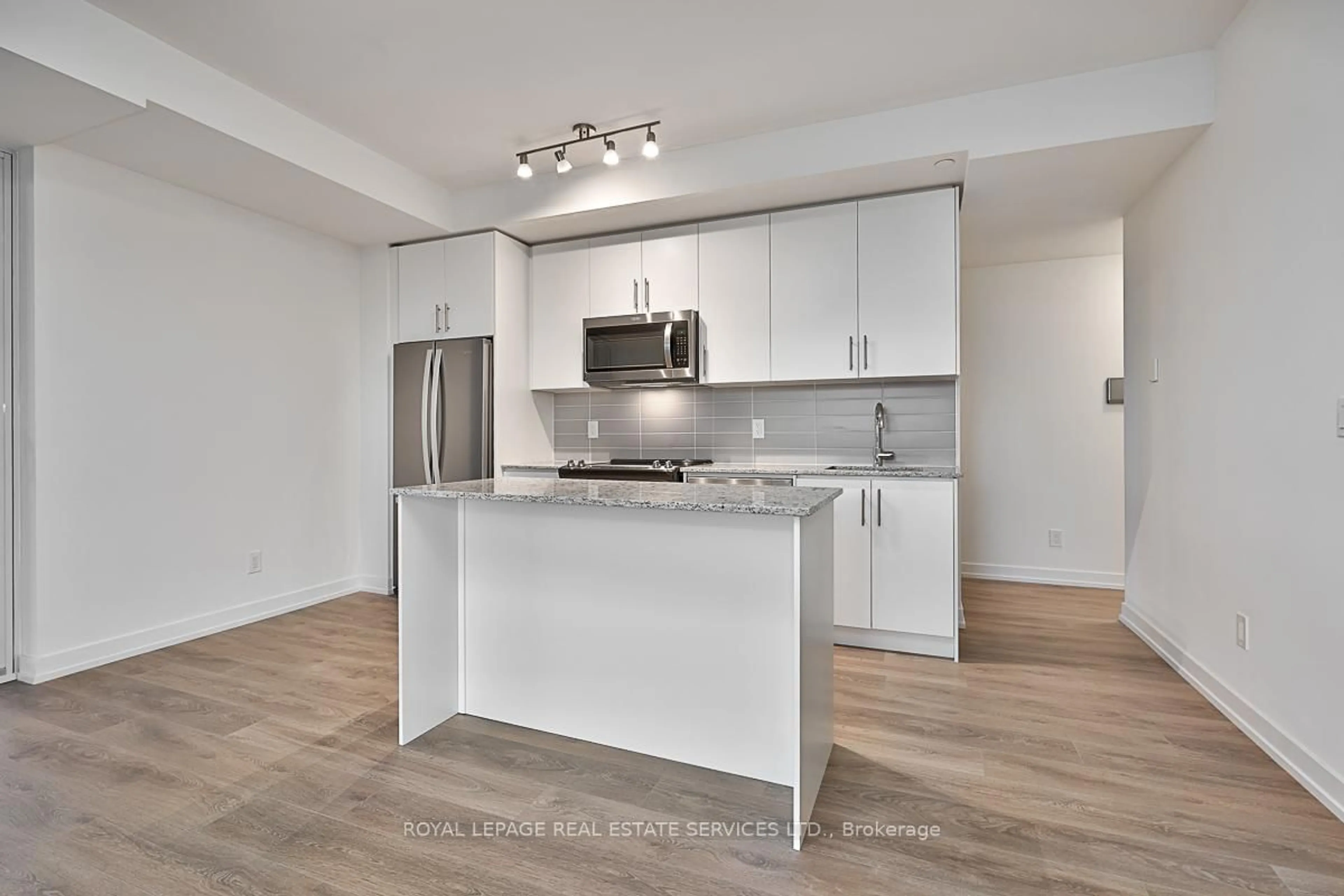 Open concept kitchen, unknown for 345 Wheat Boom Dr #610, Oakville Ontario L6H 7X4