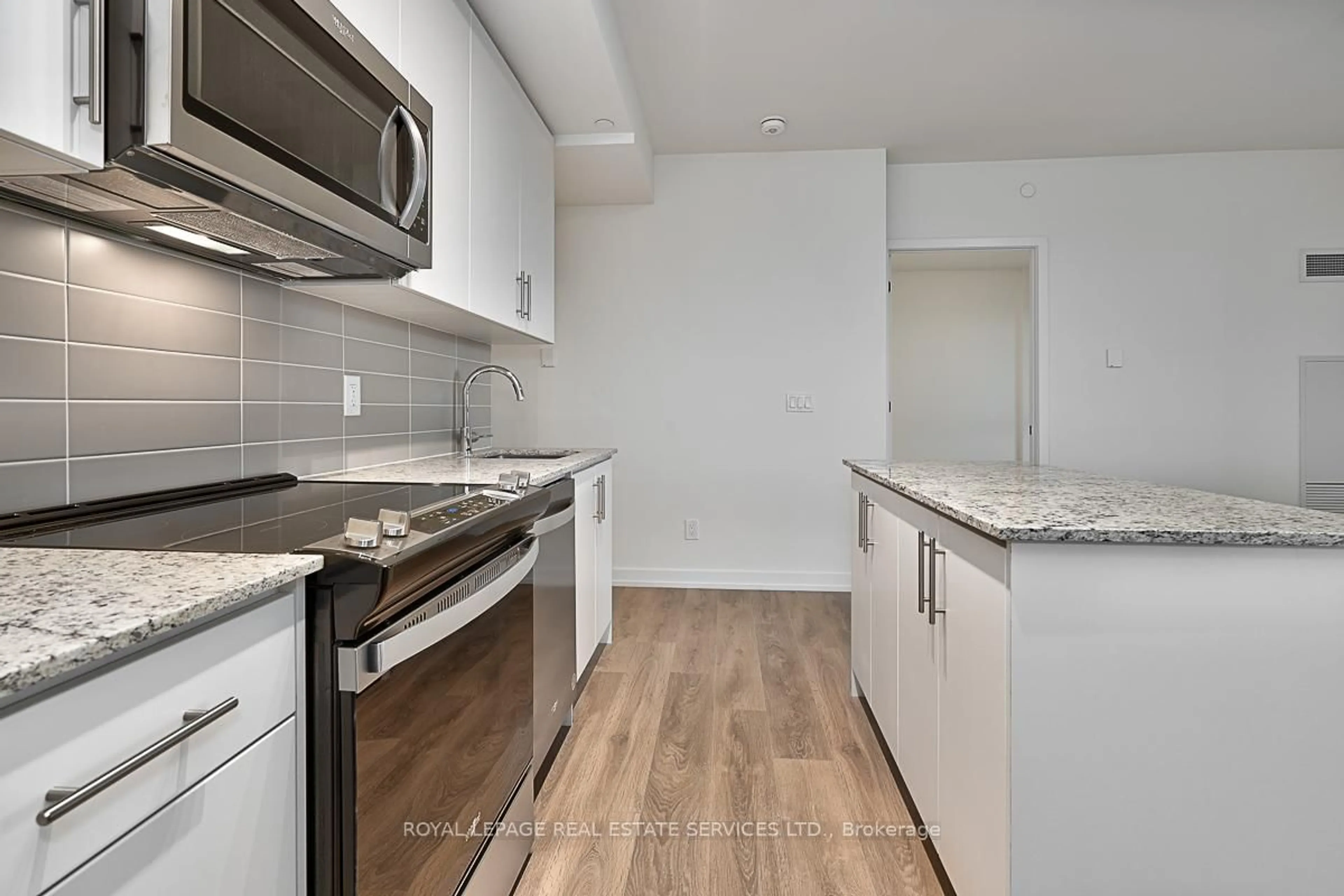 Standard kitchen, unknown for 345 Wheat Boom Dr #610, Oakville Ontario L6H 7X4